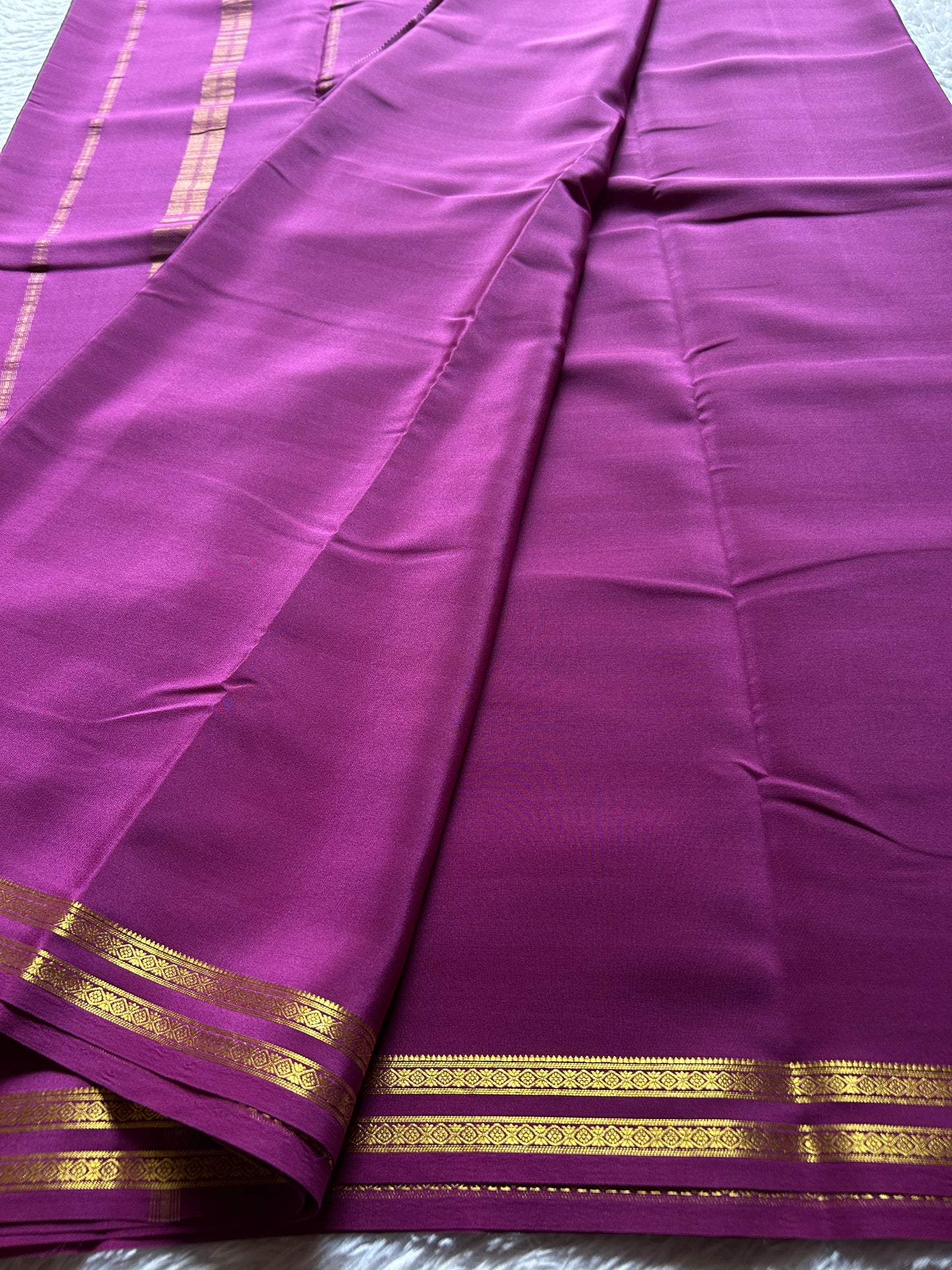 Surabhi : Solid Magenta