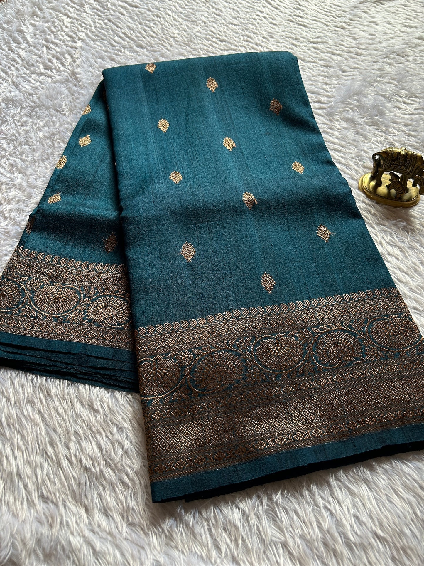 Banarasi Raw Tussar : Solid Electric blue