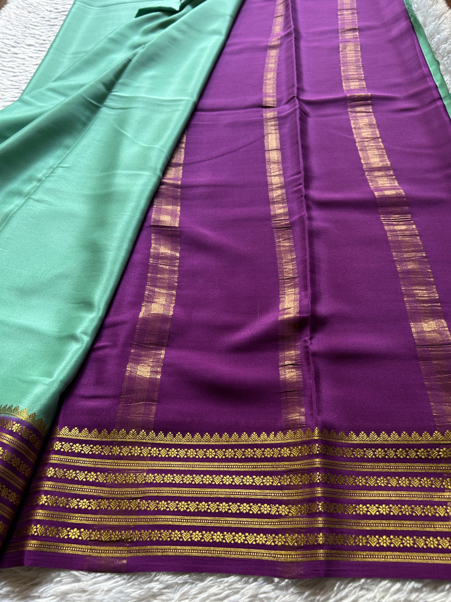 Poornima (2D) : Sea green-purple