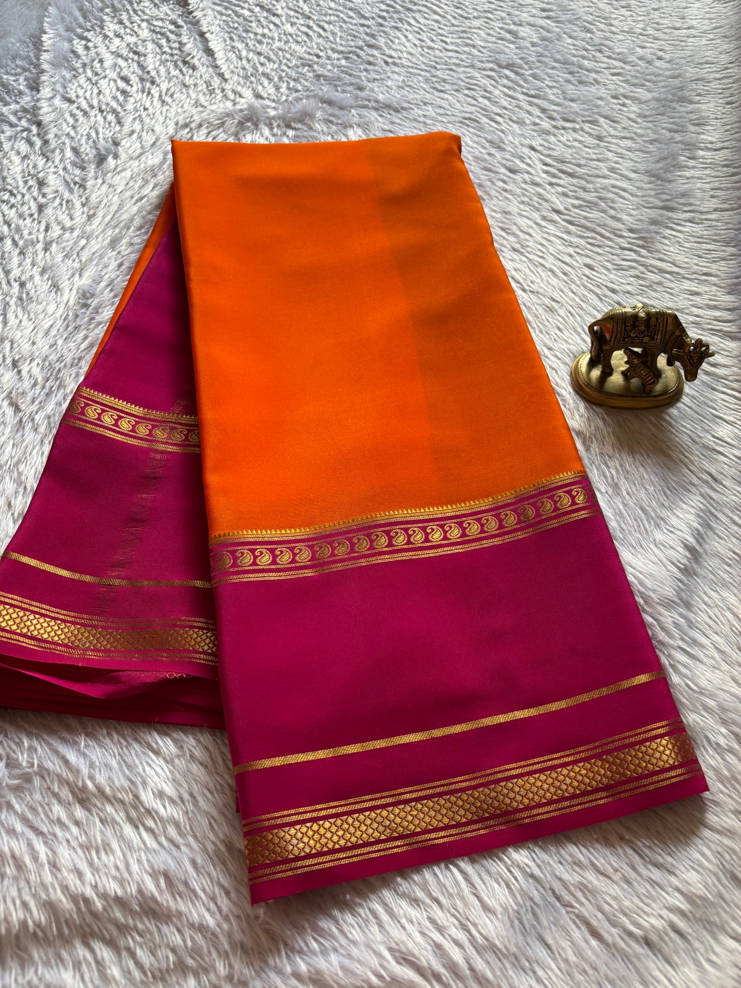 Guna (2D) : Orange-pink
