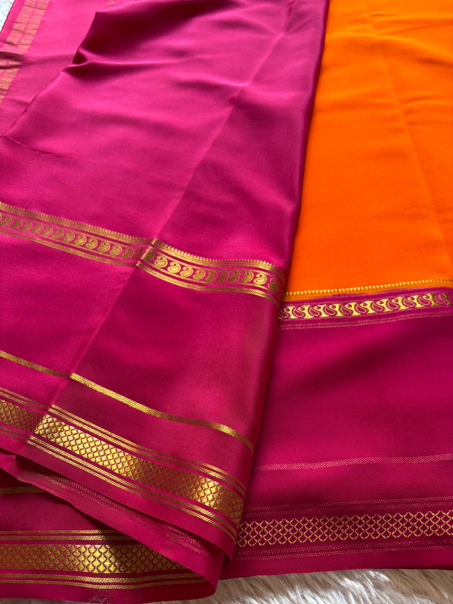Guna (2D) : Orange-pink
