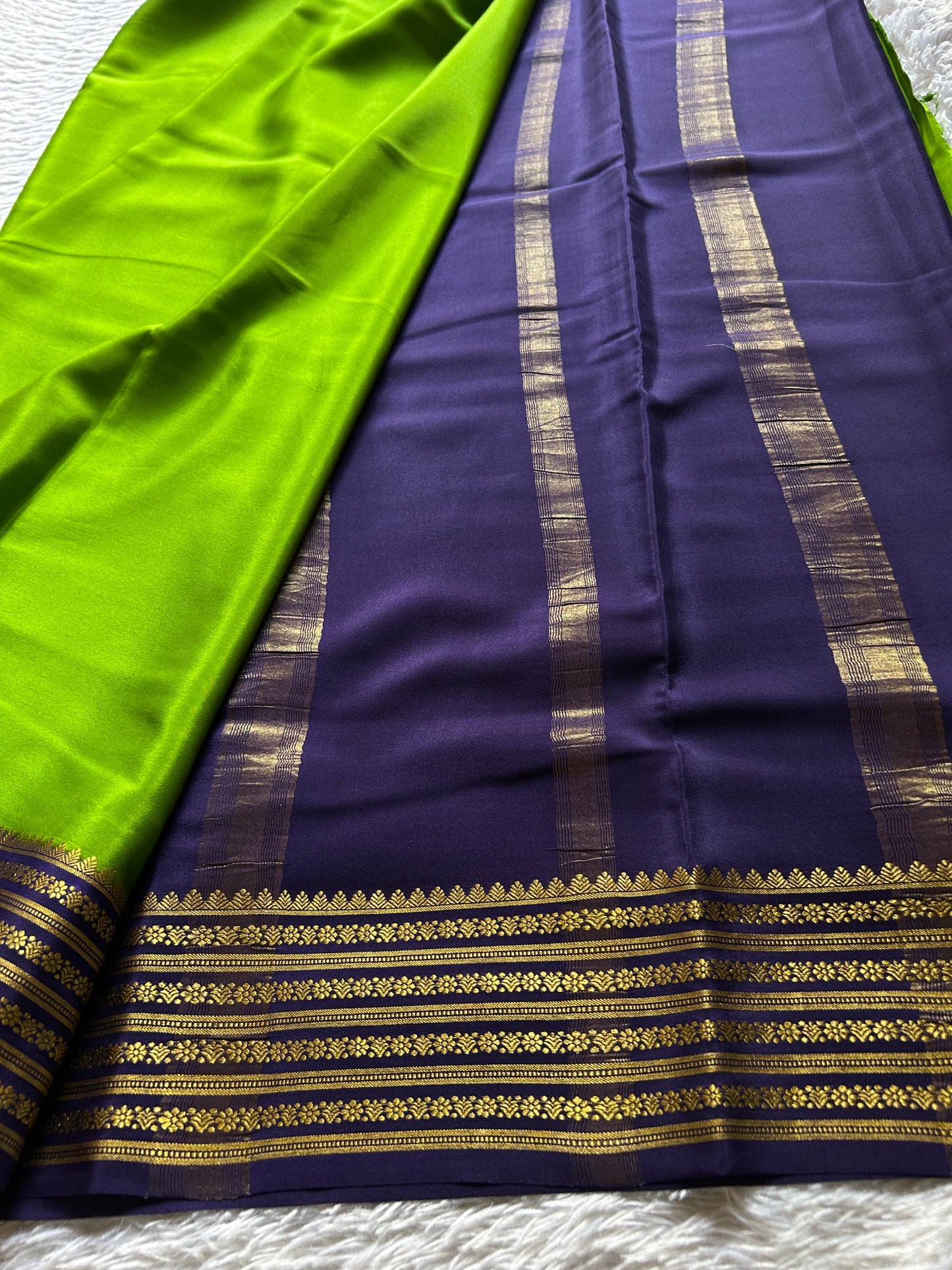 Poornima (2D) : Lime green-navy blue