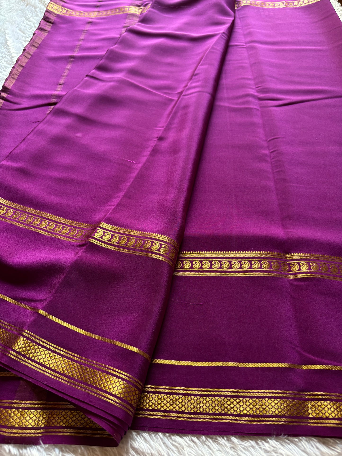 Guna : Solid Dark magenta