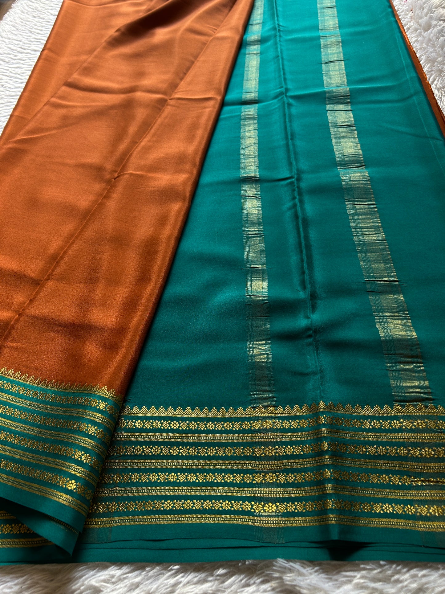 Poornima (2D) : Burnt orange-rama green
