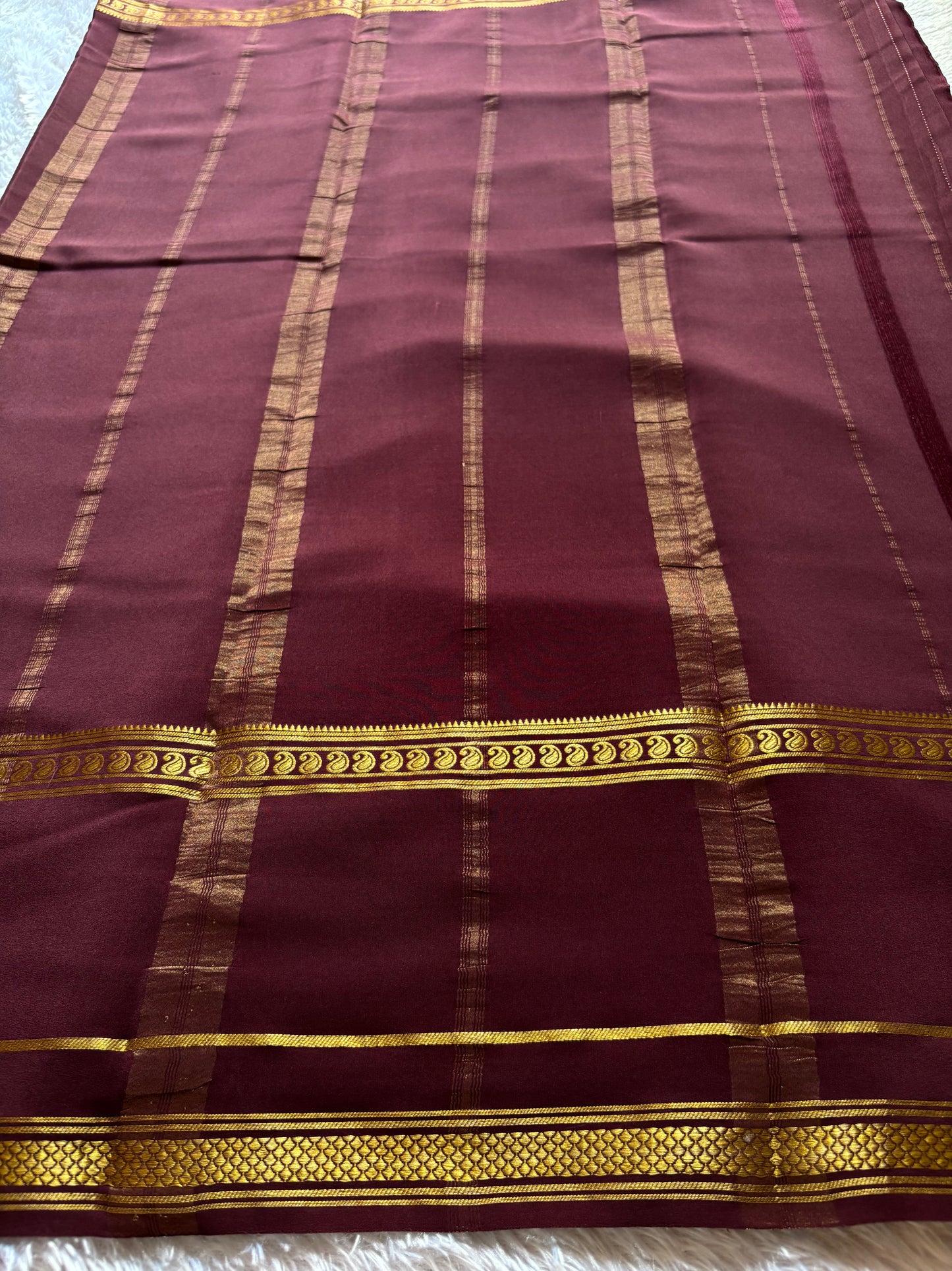 Guna : Solid Chocolate brown
