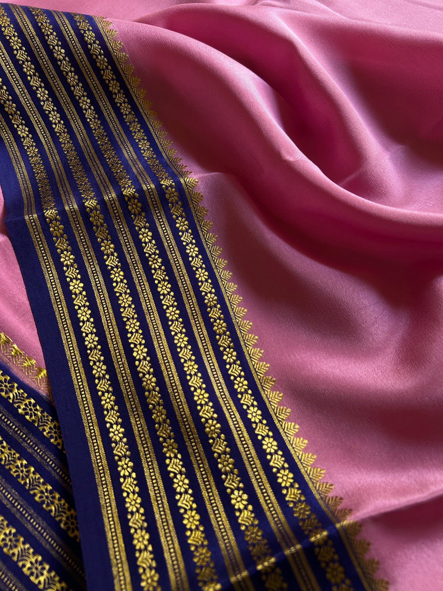 Poornima (2D) : Baby pink-deep blue