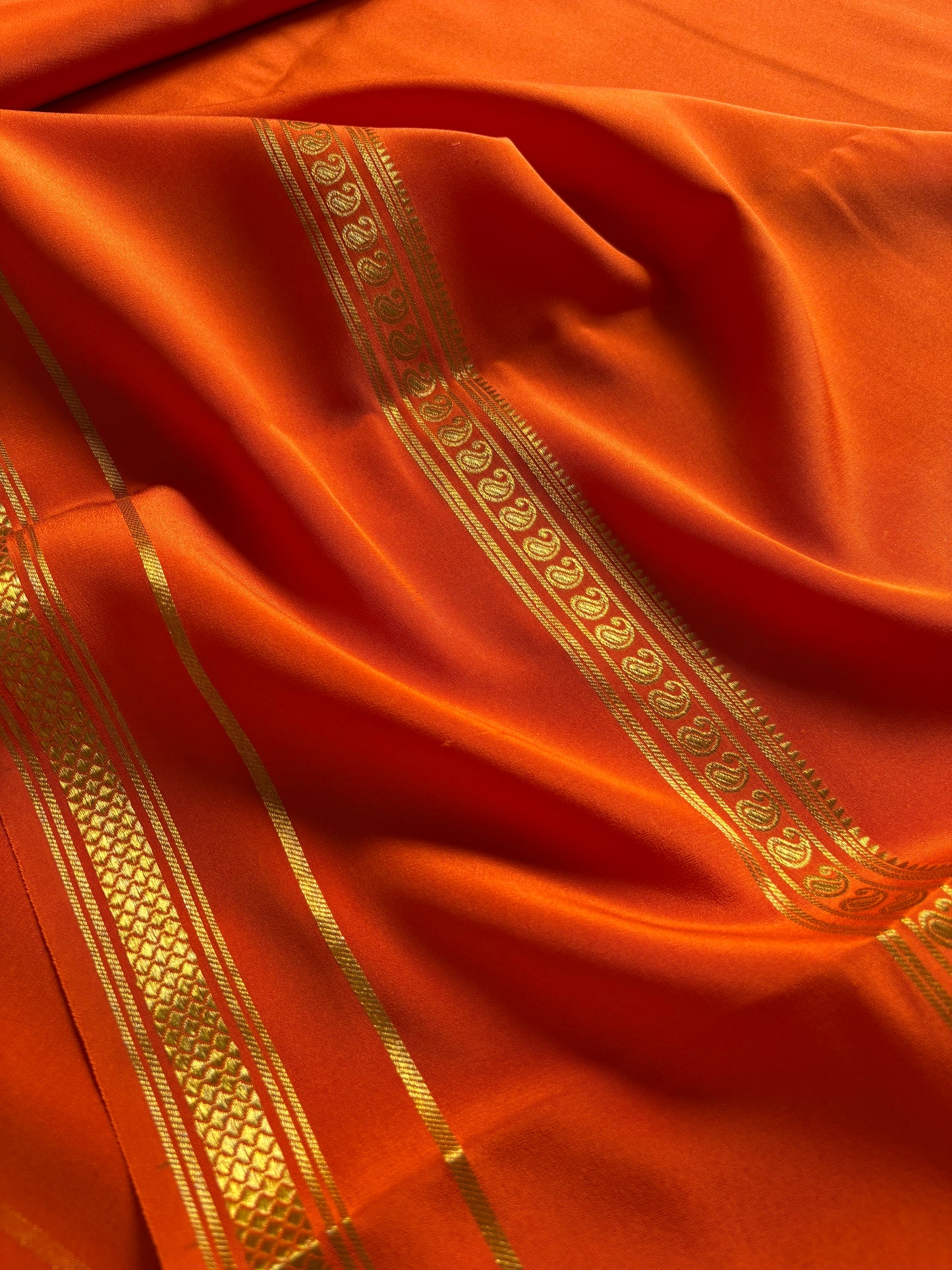 Guna : Solid Orange