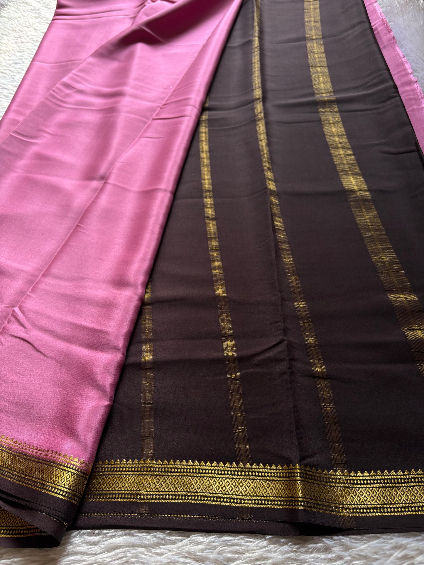 Preetha (2D) : Rose pink-deep brown