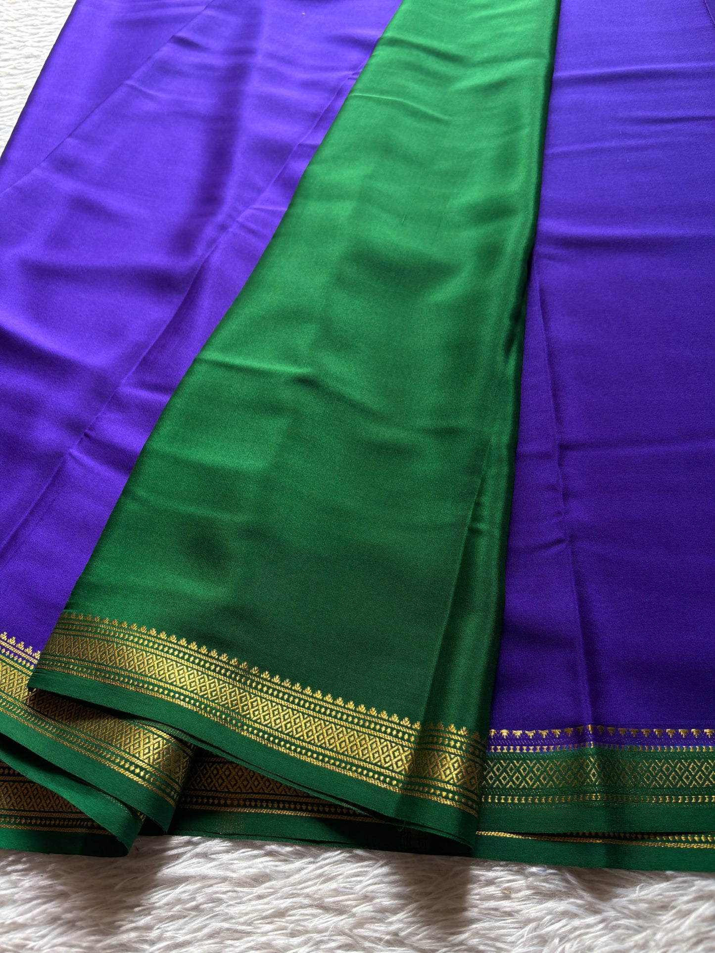Preetha (2D) : Violet-green