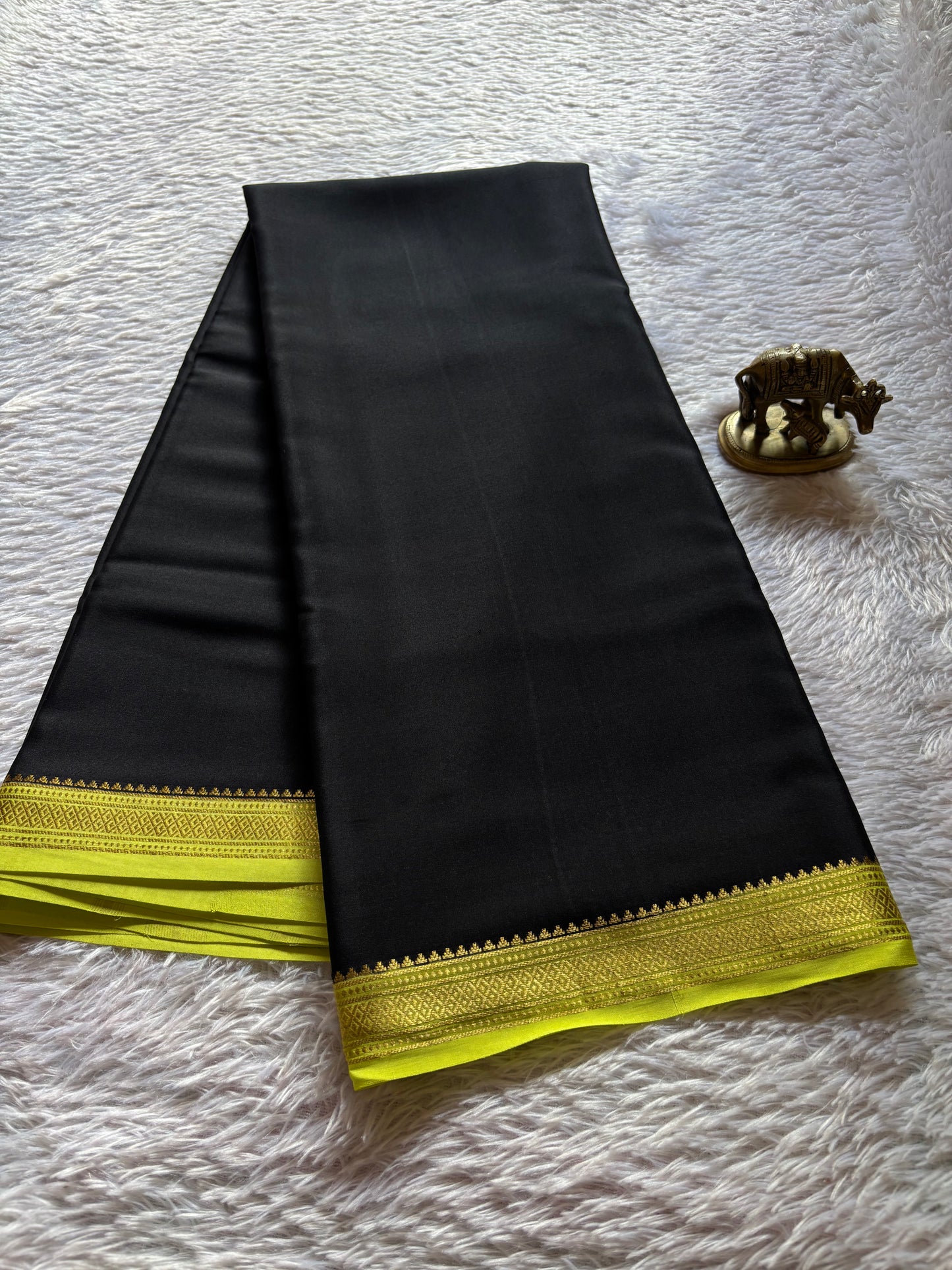 Preetha (2D) : Black-olive