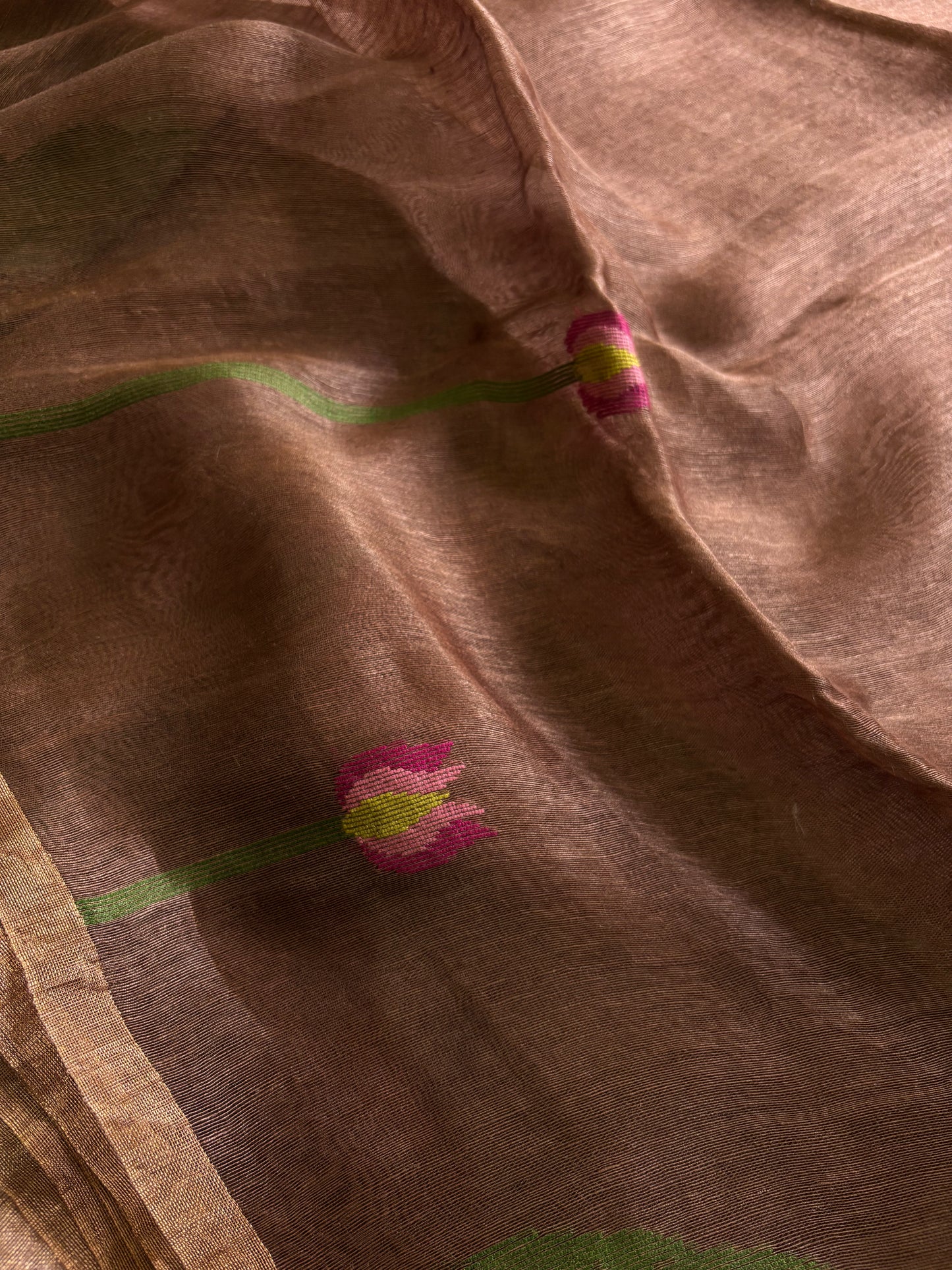 Tavare : Solid Brown