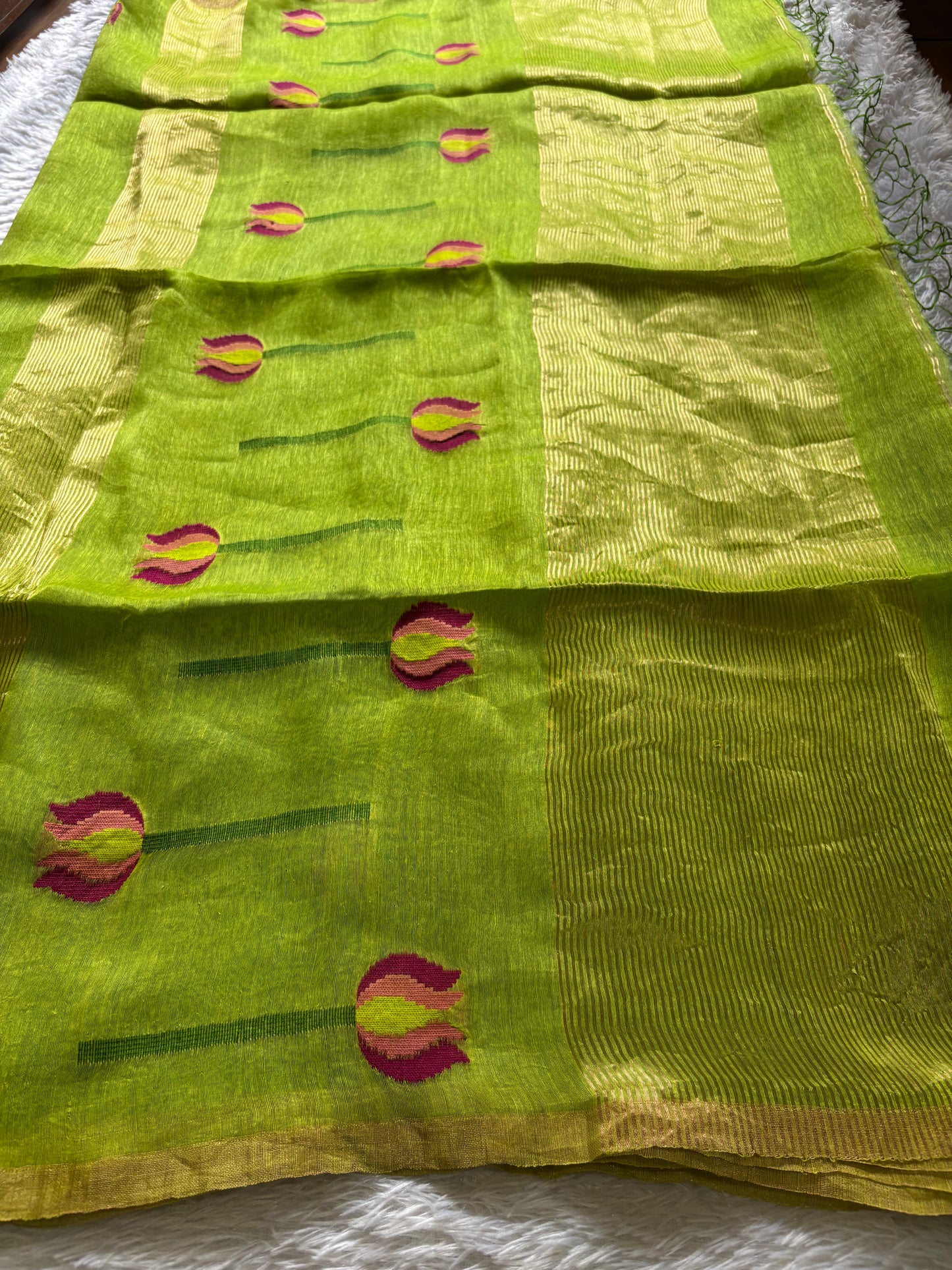Tavare : Solid Mehendi green