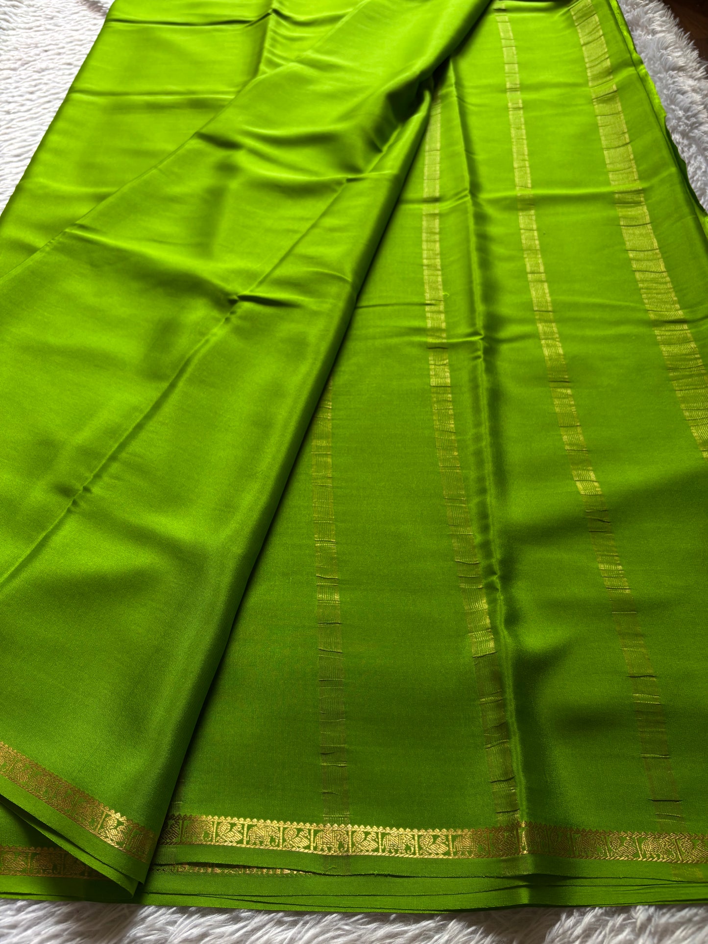 Gaana : Solid Mehendi green