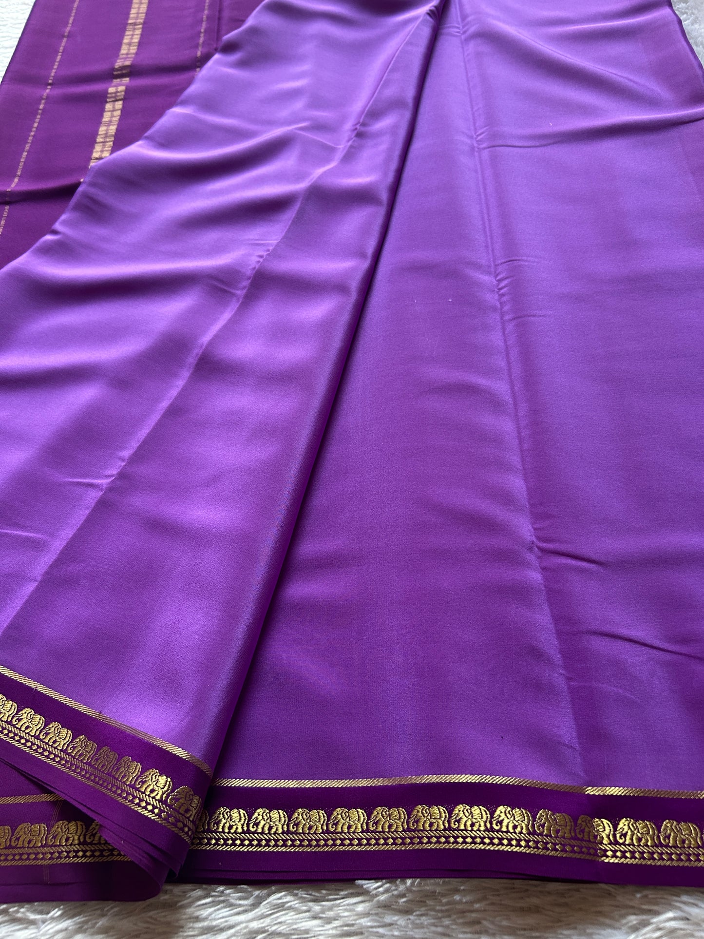 Gowri (2D) : Dark lavender-magenta