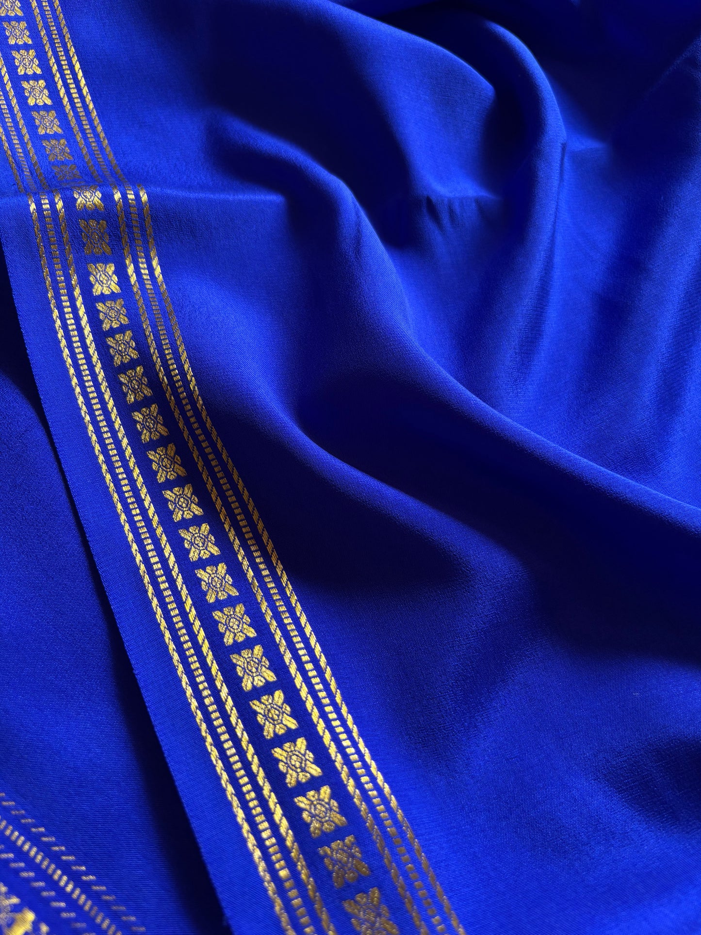 Mallige : Solid Royal blue