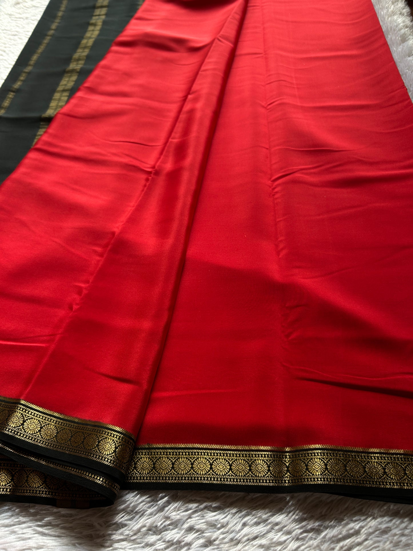 Parijata (2D) : Red-black