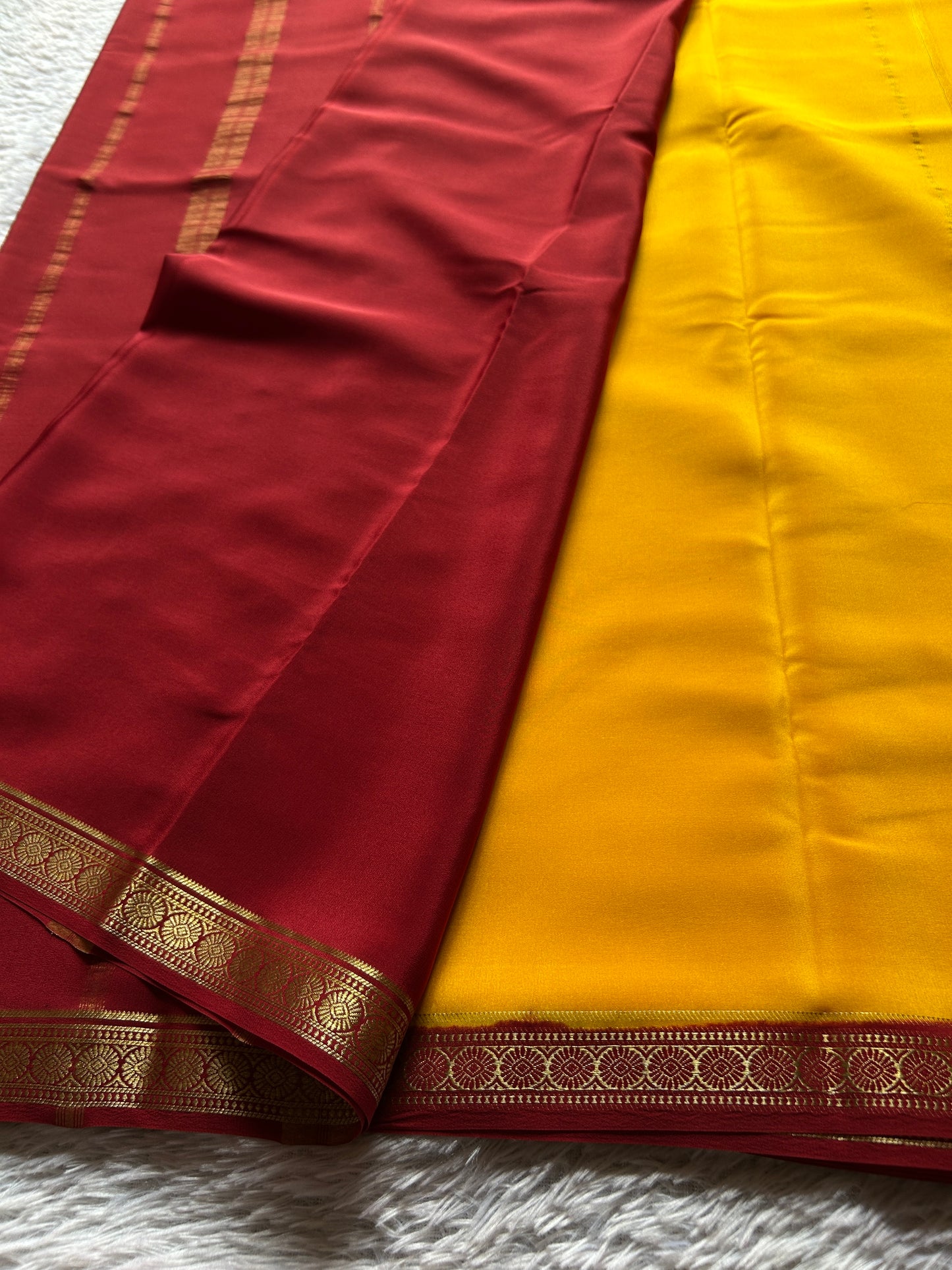 Parijata (2D) : Yellow-dark red