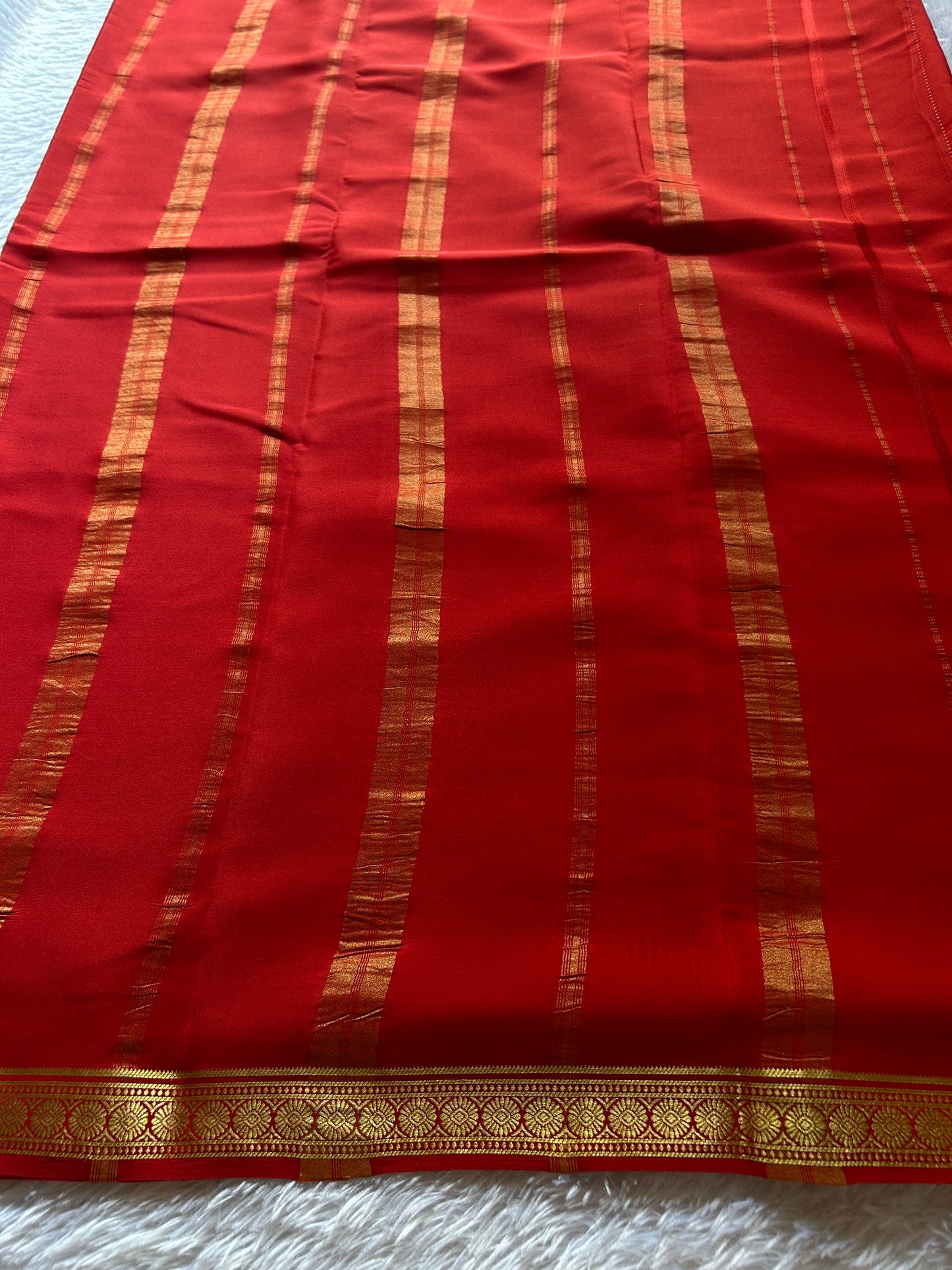 Parijata : Solid Red