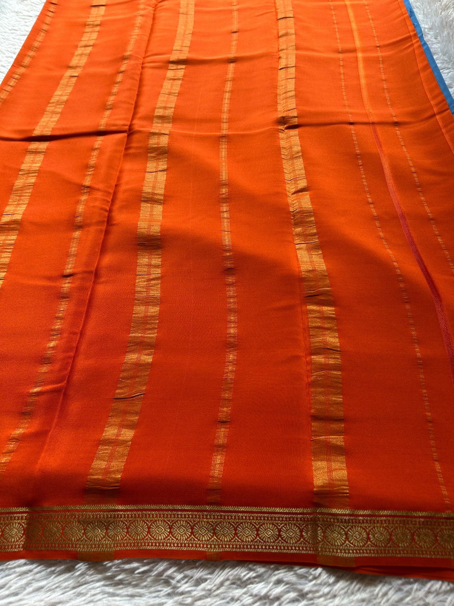 Parijata (2D) : Electric blue-orange