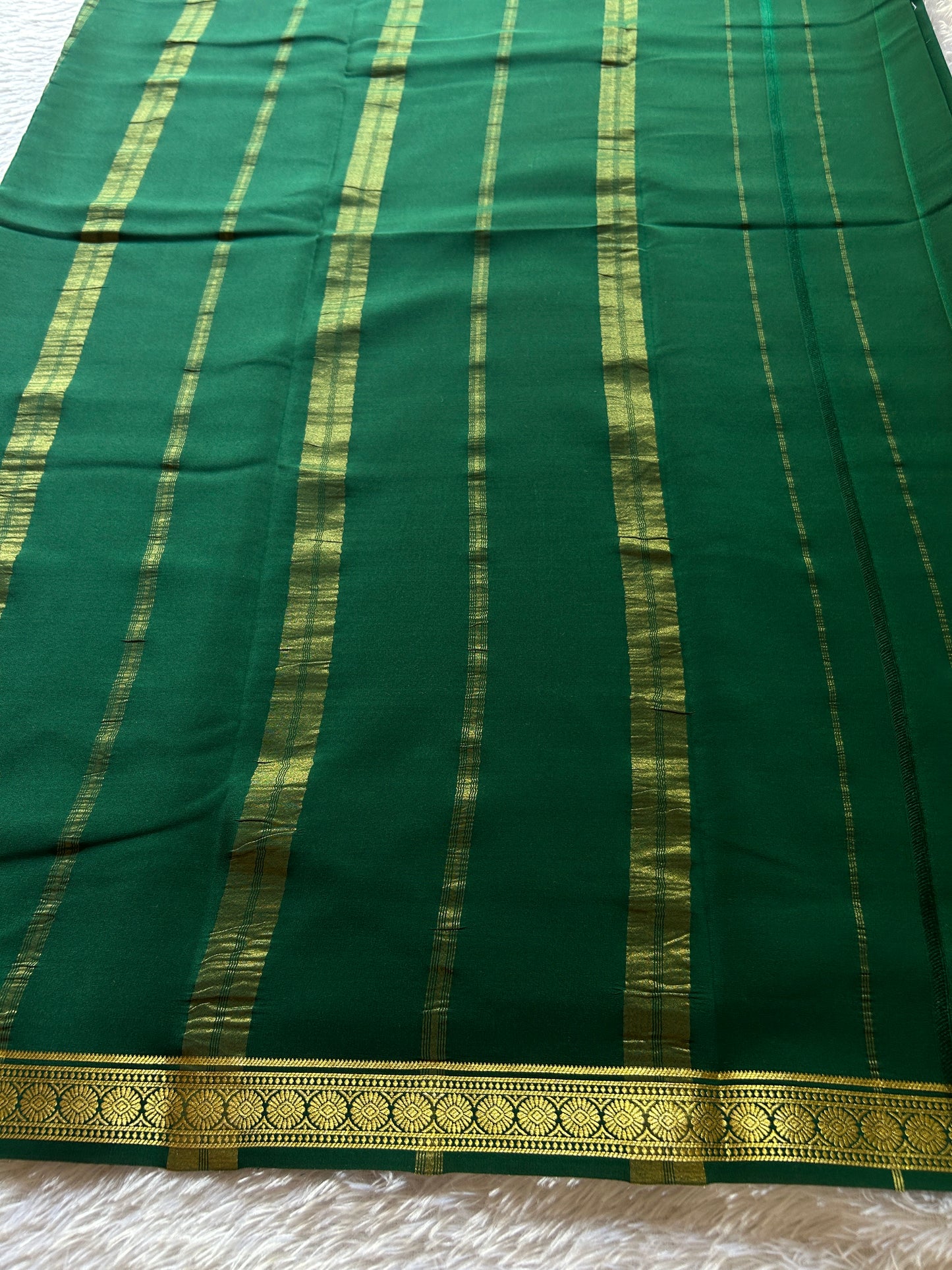 Parijata : Solid Dark green