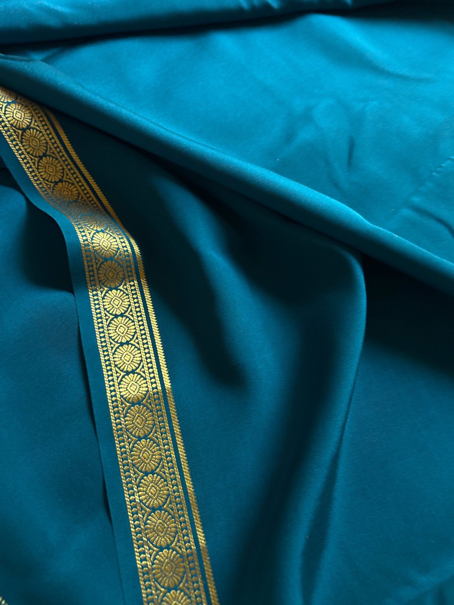 Parijata : Solid Teal blue