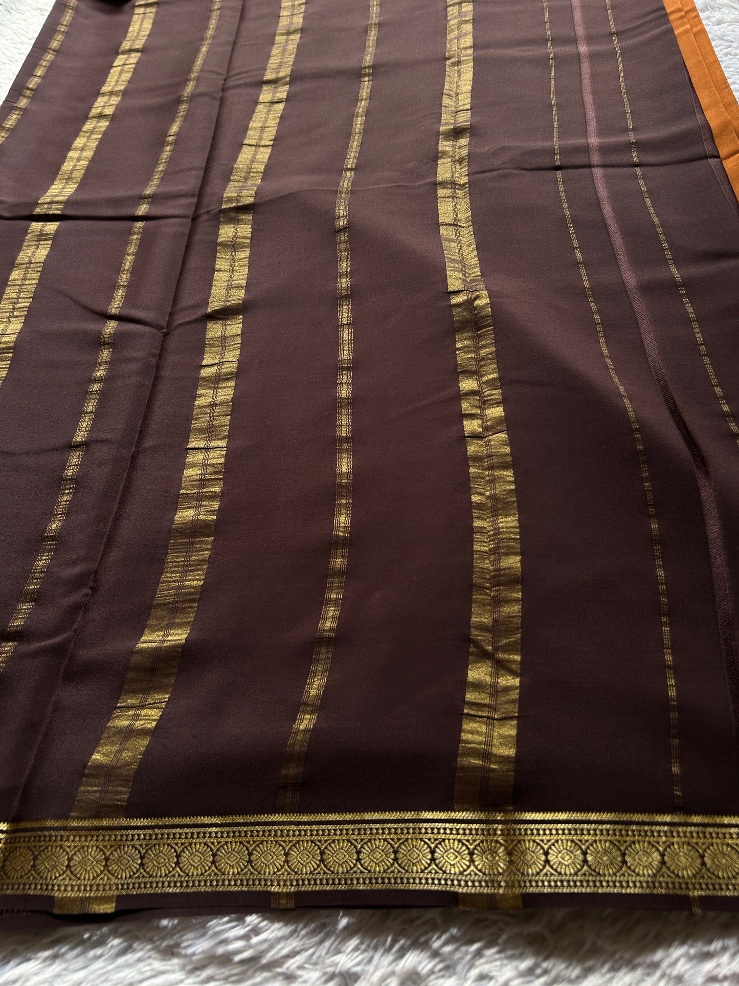 Parijata (2D) : Burnt orange-chocolate brown