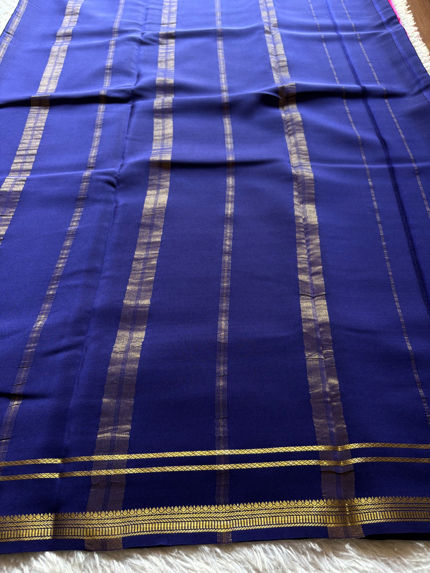 Sumathi (2D) : Hot pink-navy blue