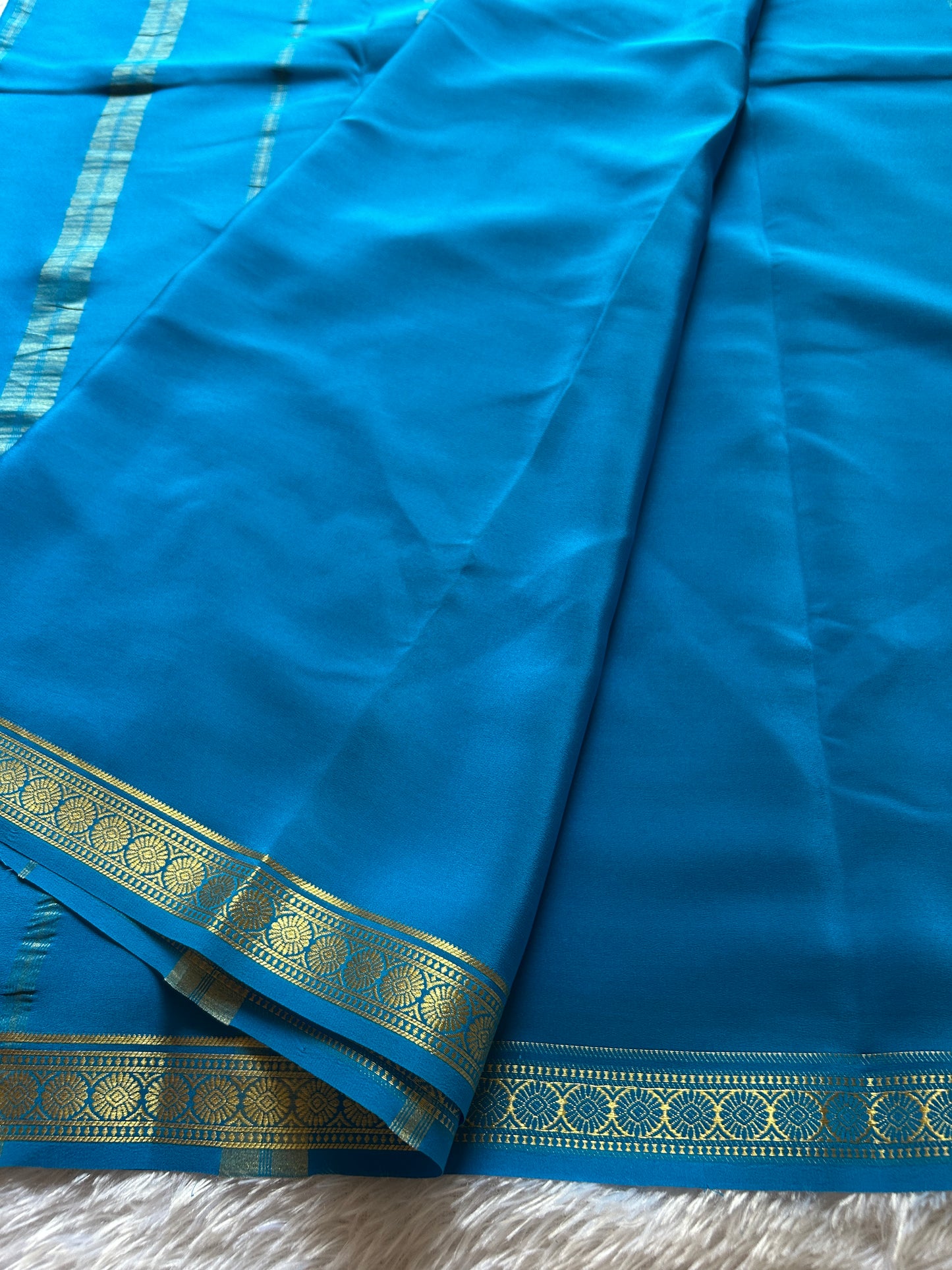 Parijata : Solid Ananda blue