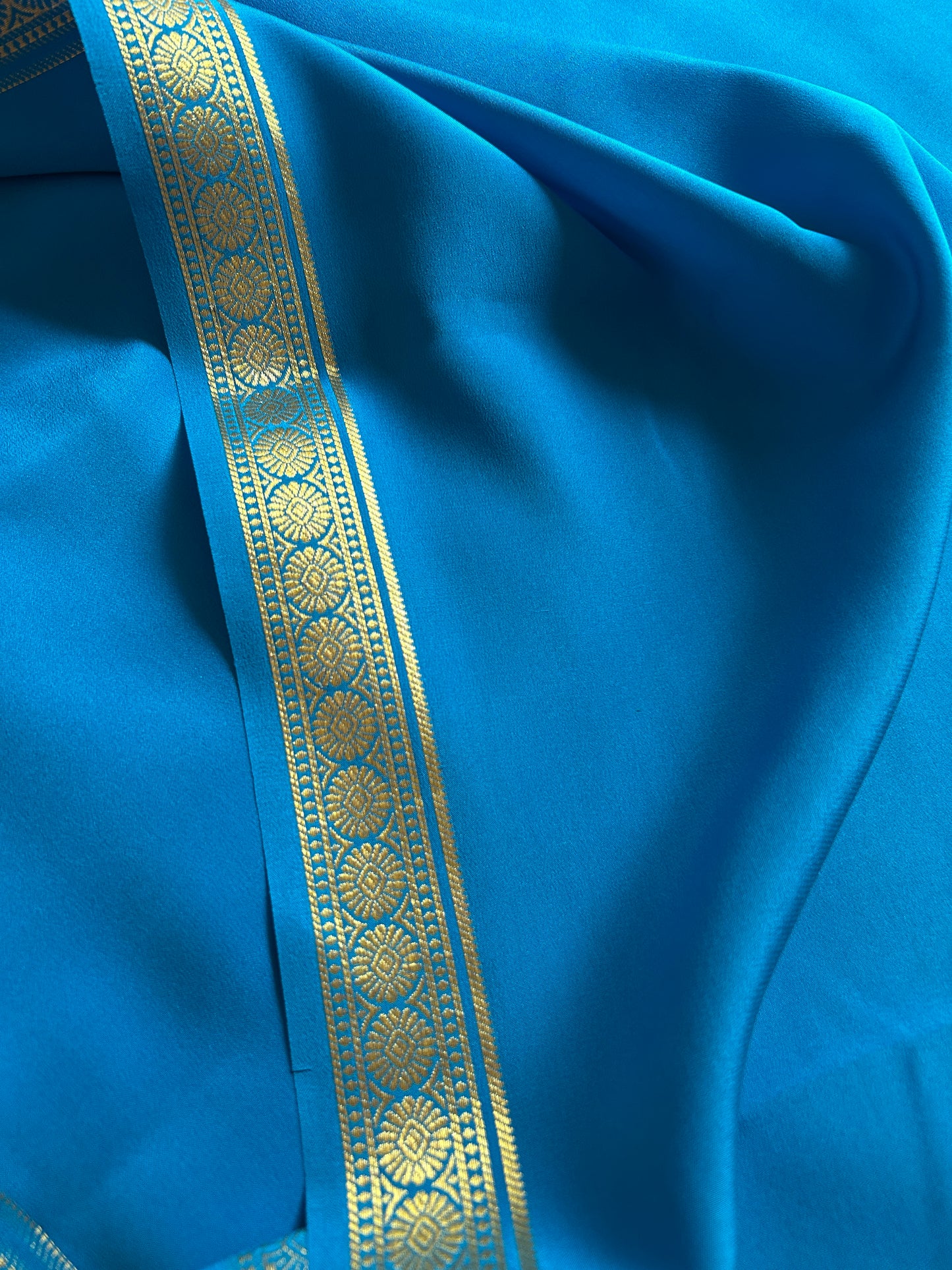 Parijata : Solid Ananda blue