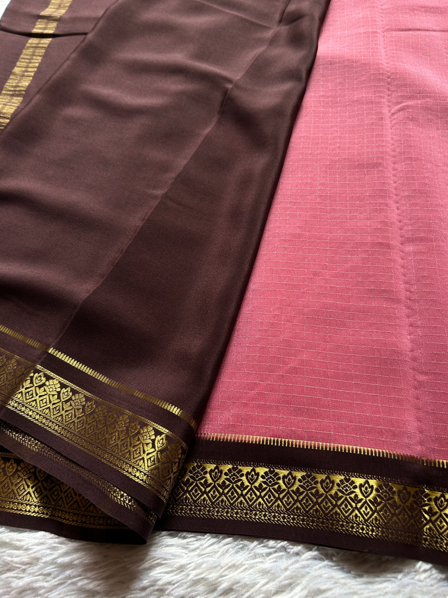 Vishakha (2D) : Blush pink-chocolate brown