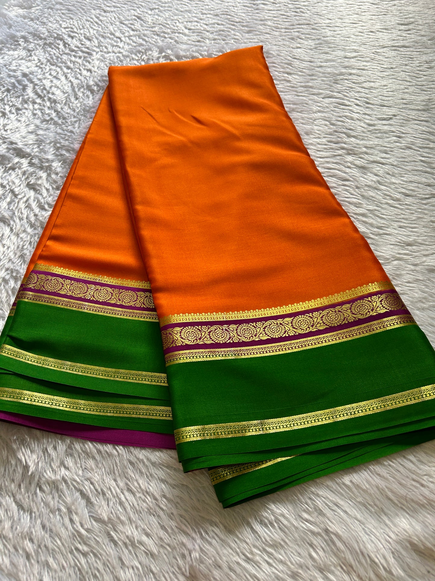 Tara (3D) : orange-pink-green