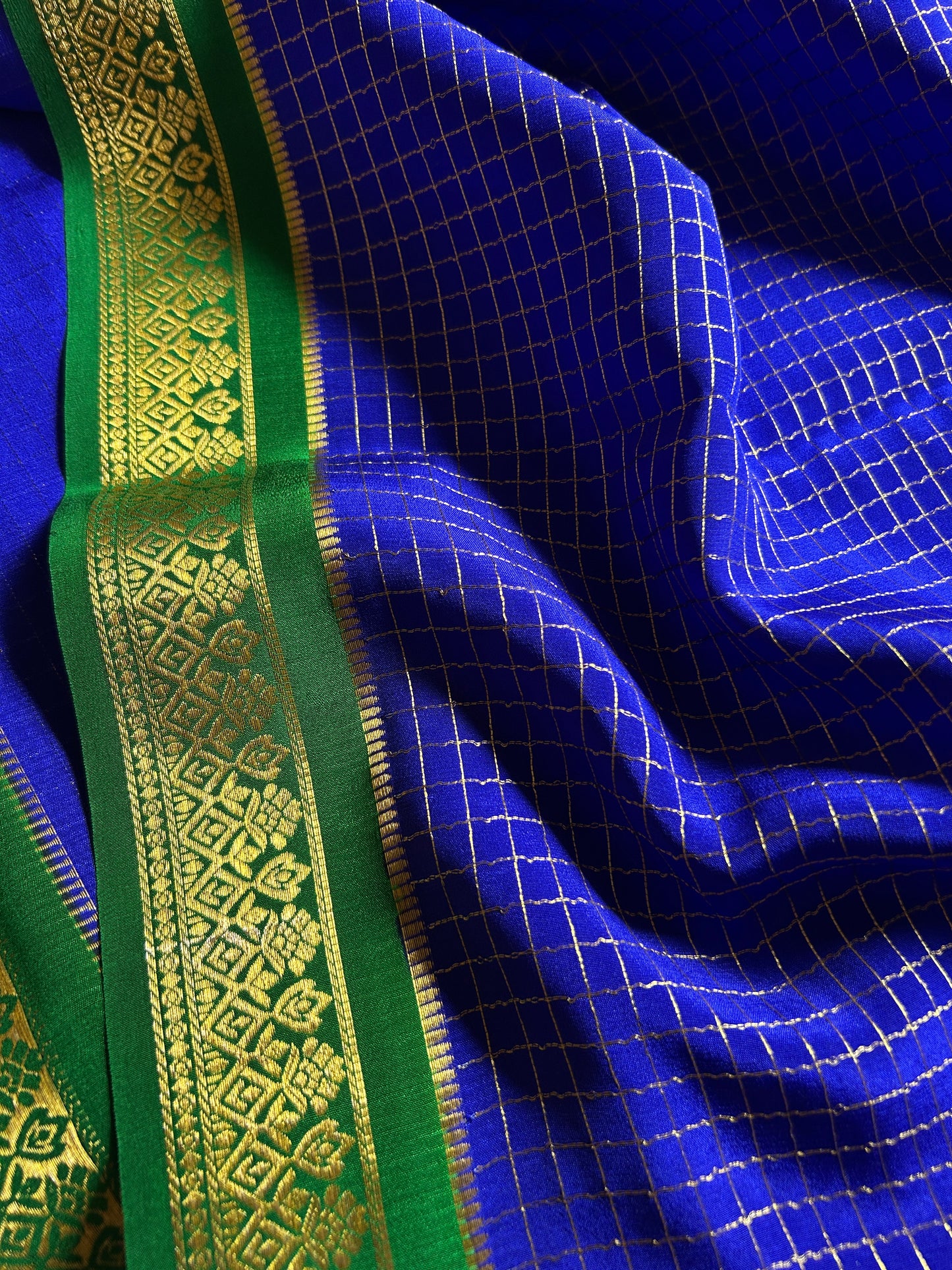 Vishakha (2D) : Royal blue-bottle green