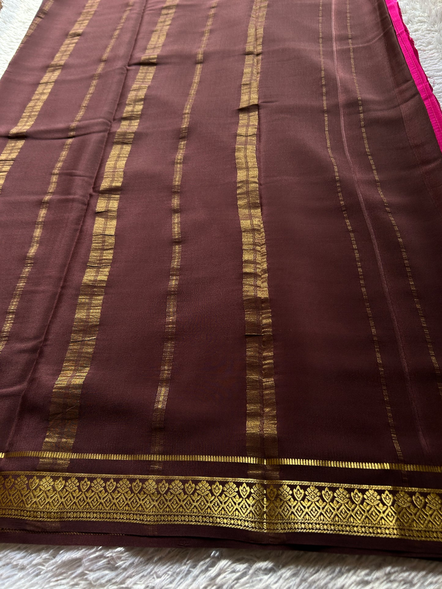 Vishakha (2D) : Rani pink-chocolate brown