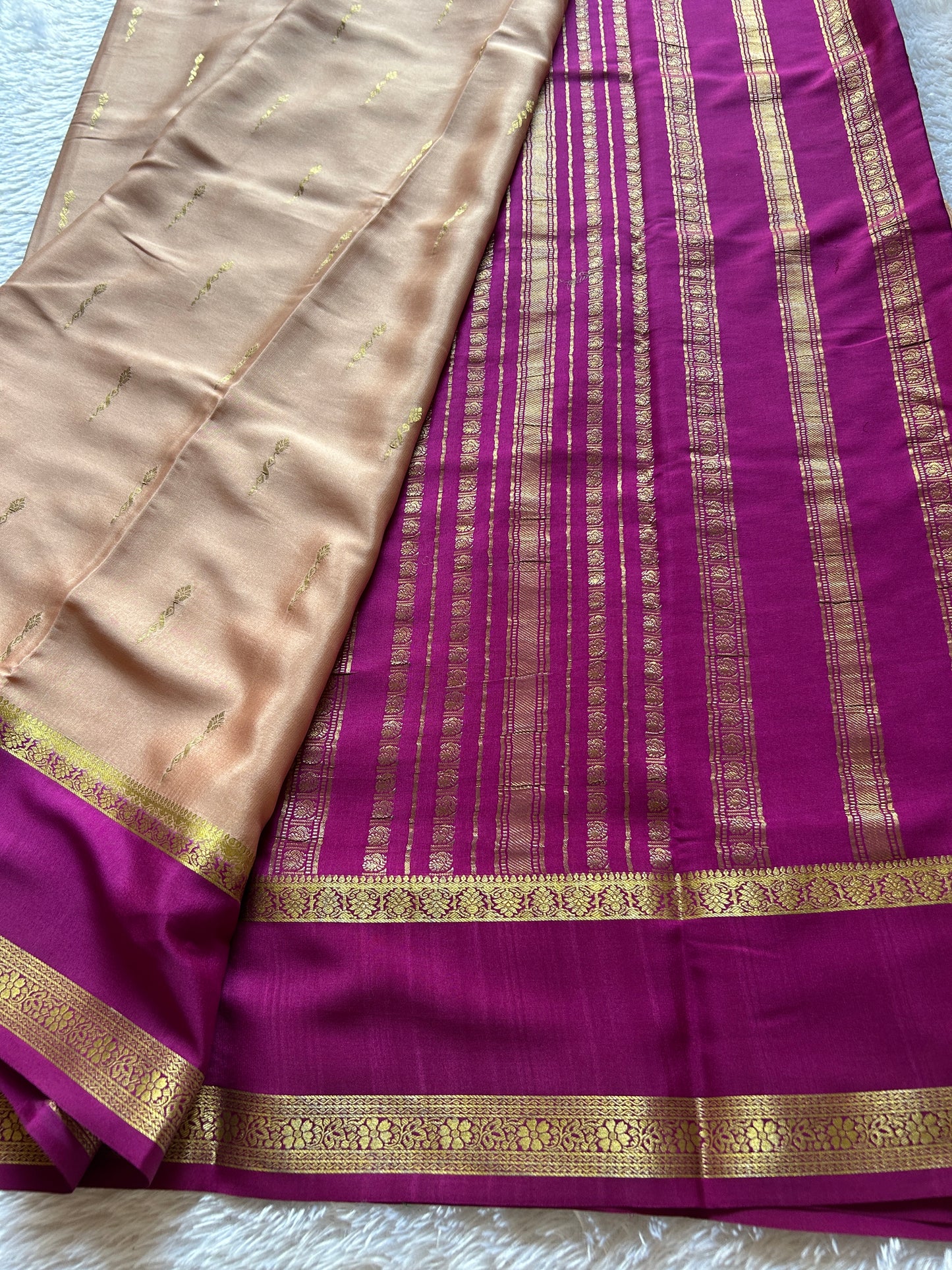 Jayashri (2D) : Beige-magenta
