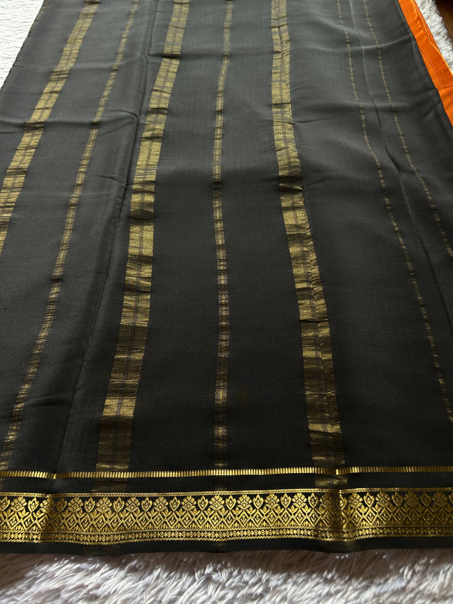 Vishakha (2D) : Rust orange-black