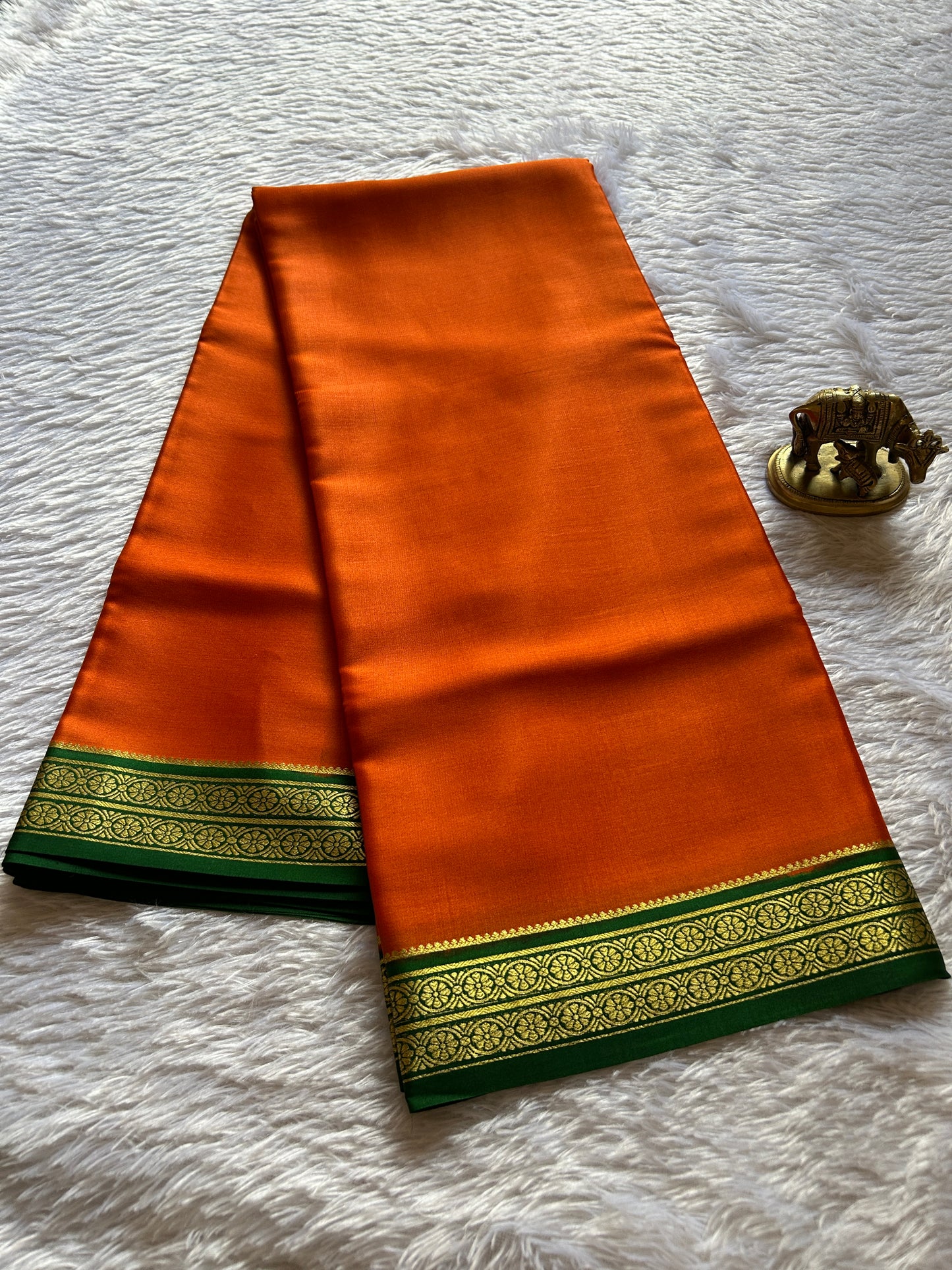 Pushpavathi (2D) : Orange-green