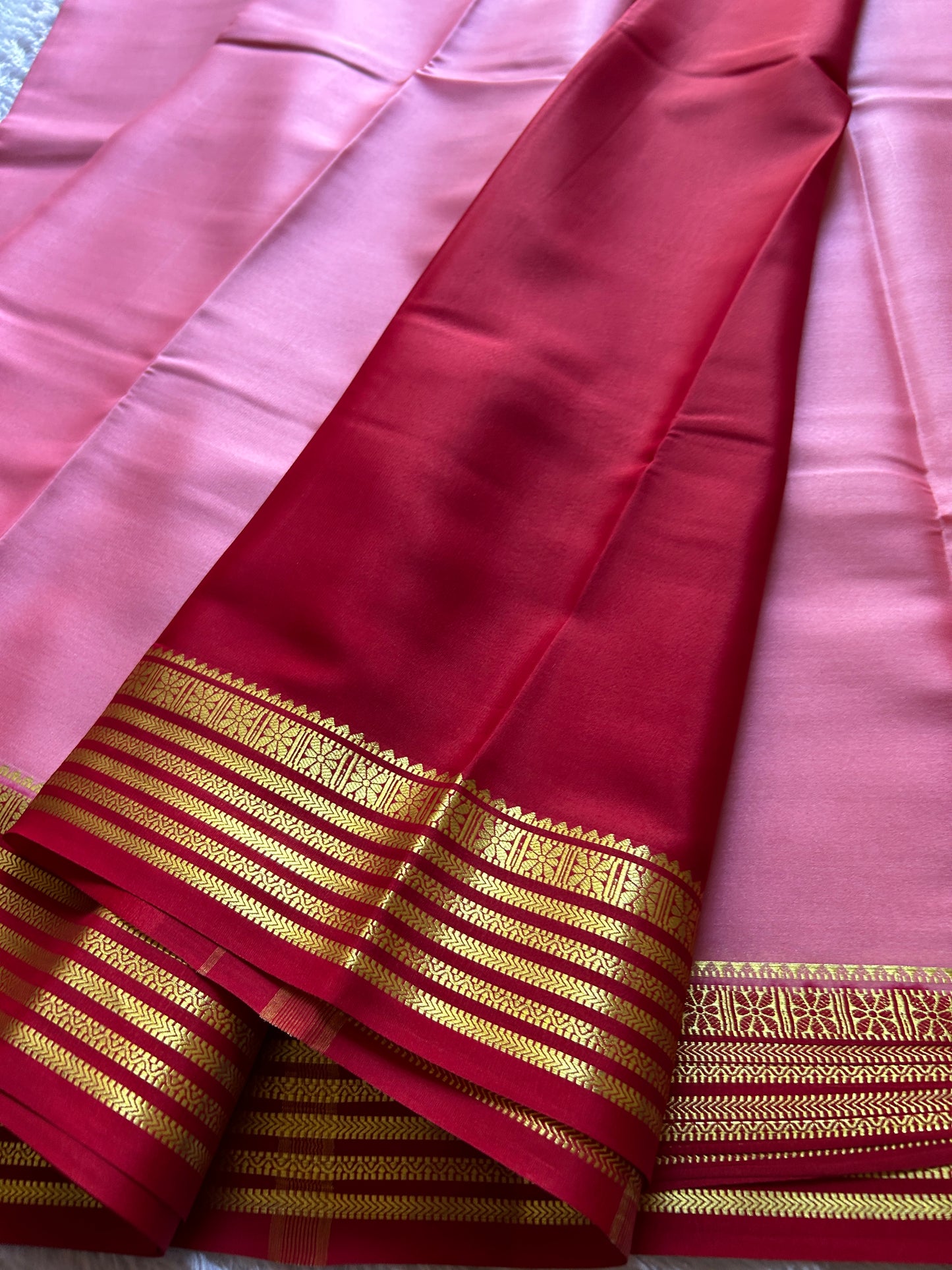 Nayana (2D) : Baby pink-maroon