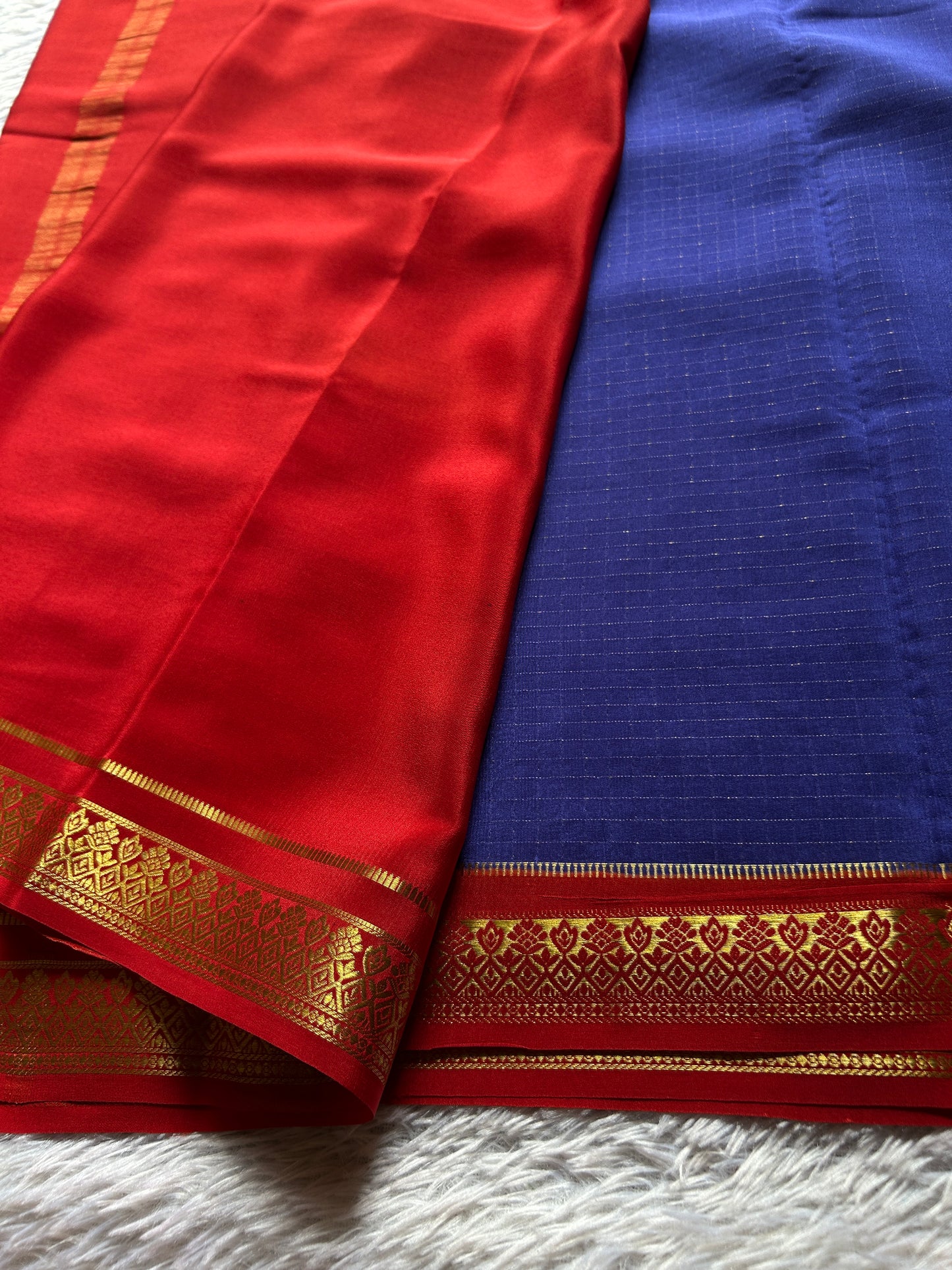 Vishakha (2D) : Dark blue-red