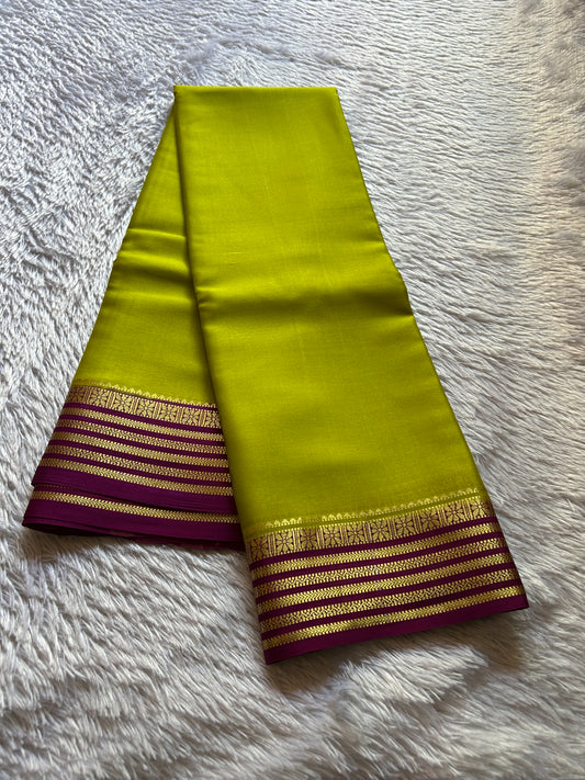 Nayana (2D) : Olive green-magenta