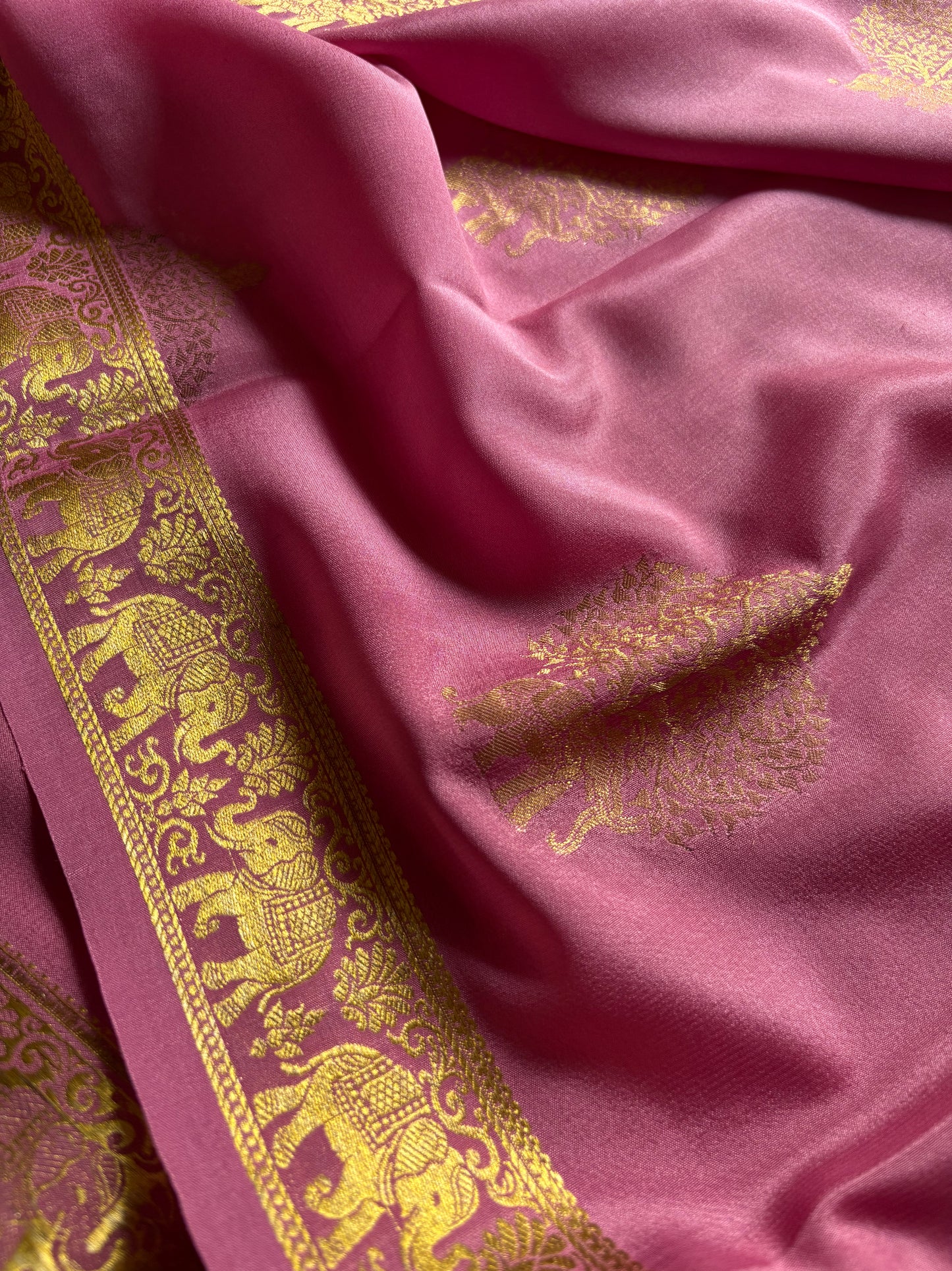 Ambari : Solid Onion pink