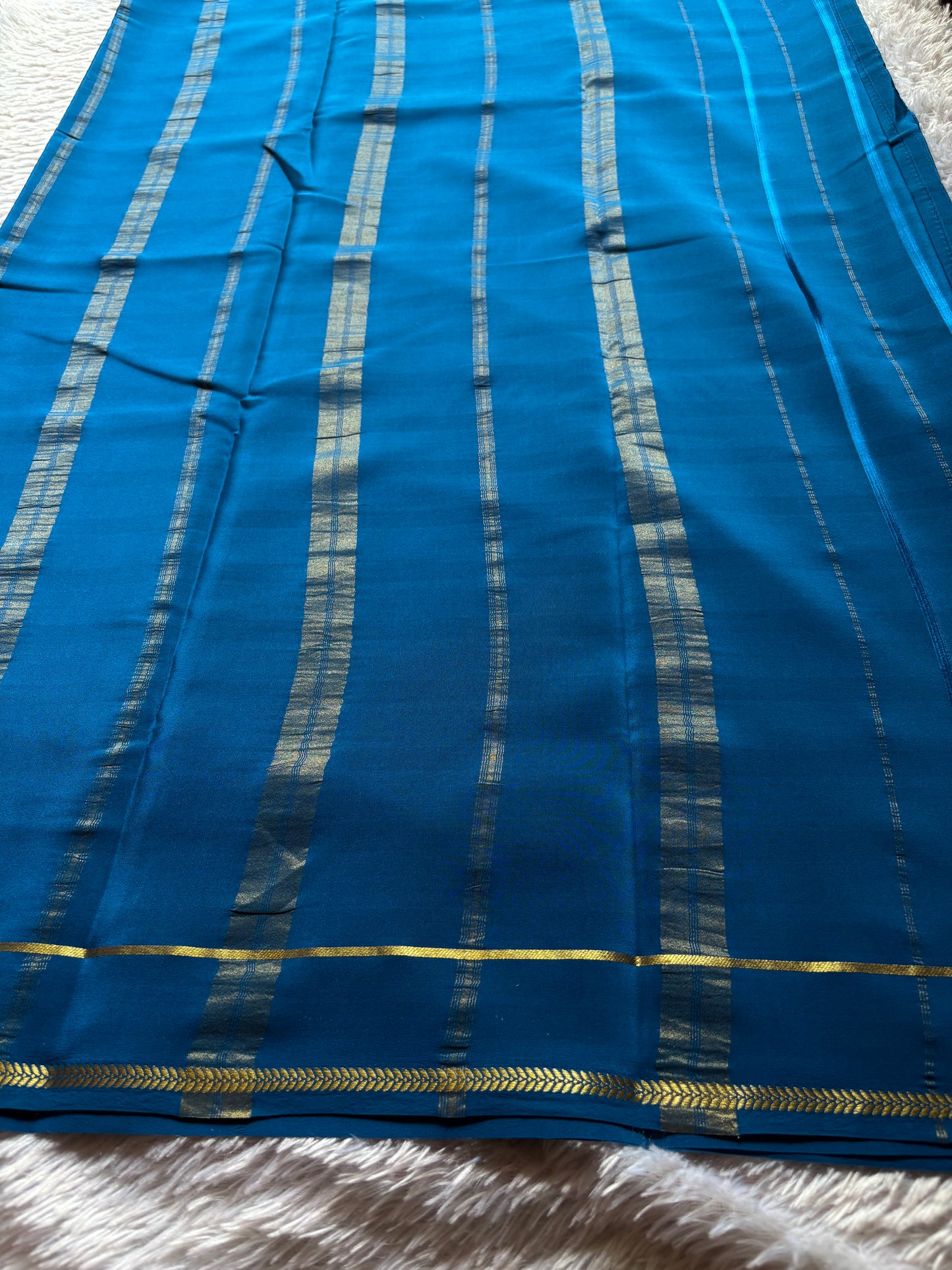 Vinaya : Solid Teal blue