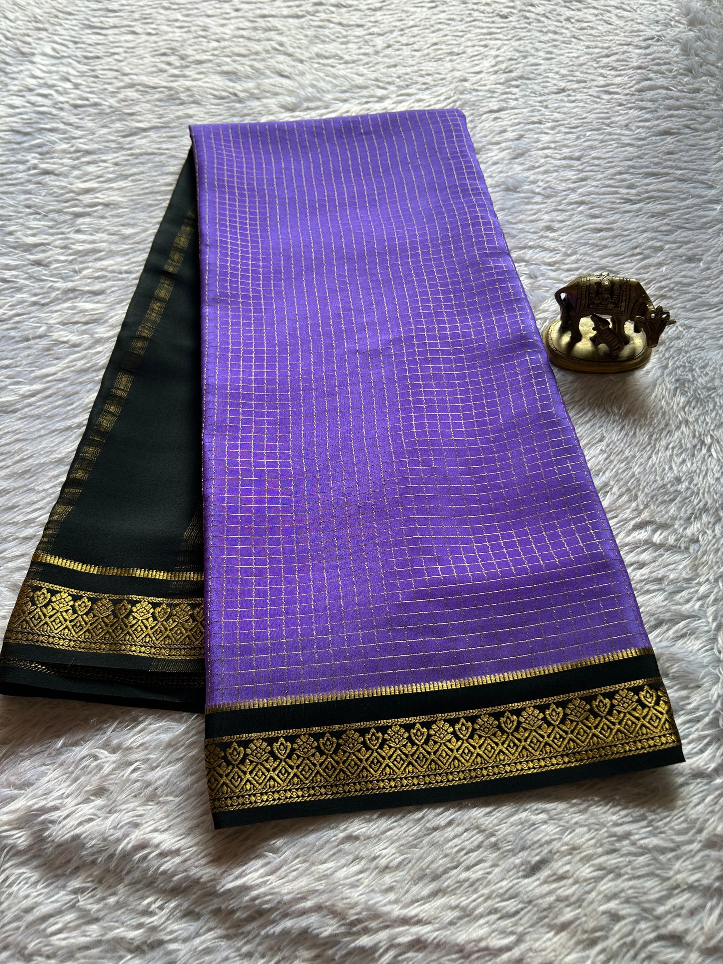 Vishakha (2D) : Dark lavender-black