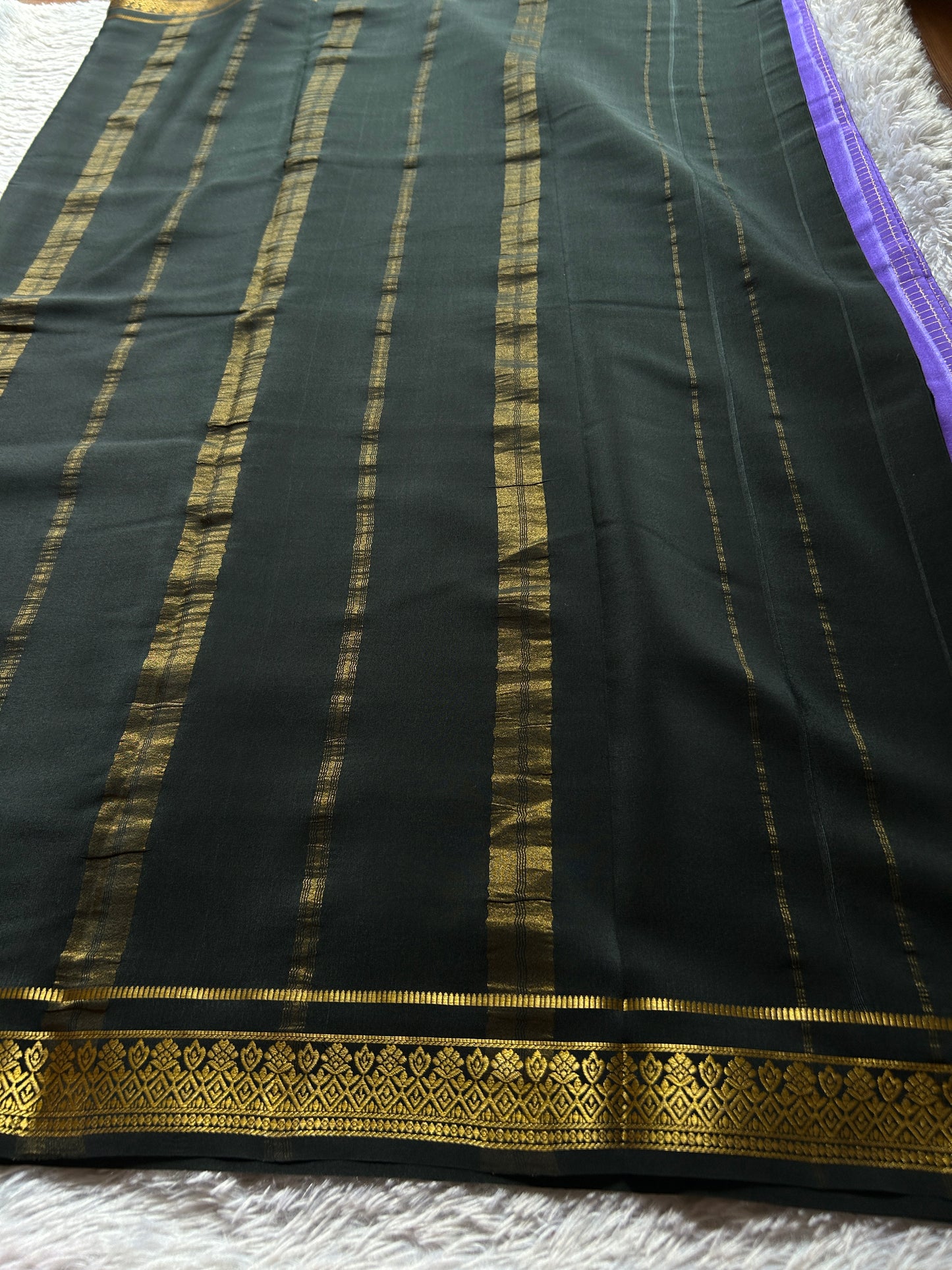 Vishakha (2D) : Dark lavender-black