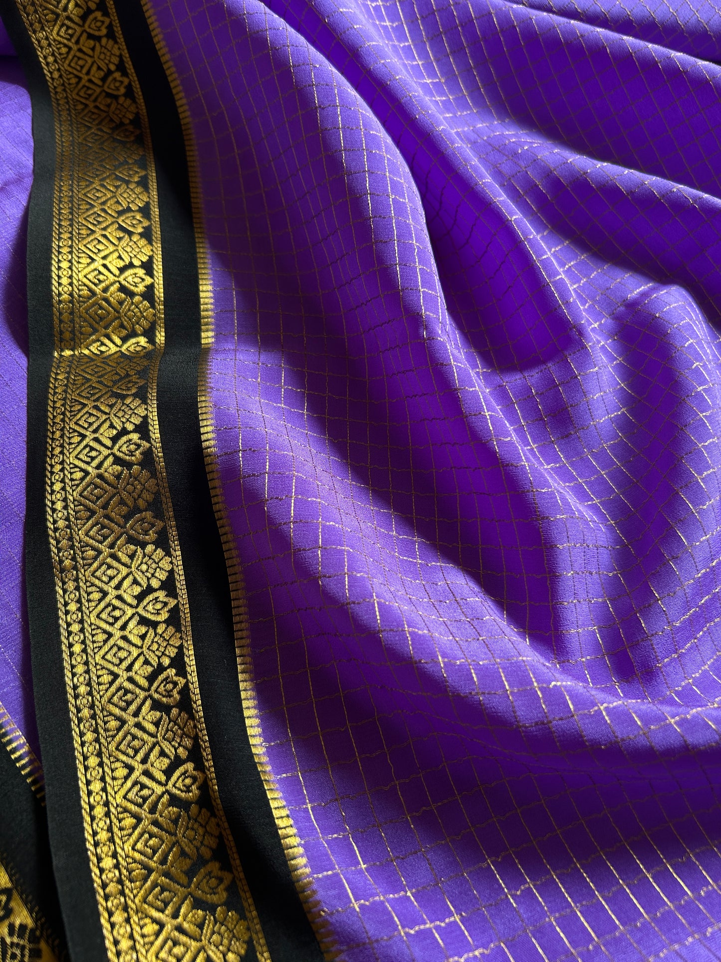 Vishakha (2D) : Dark lavender-black