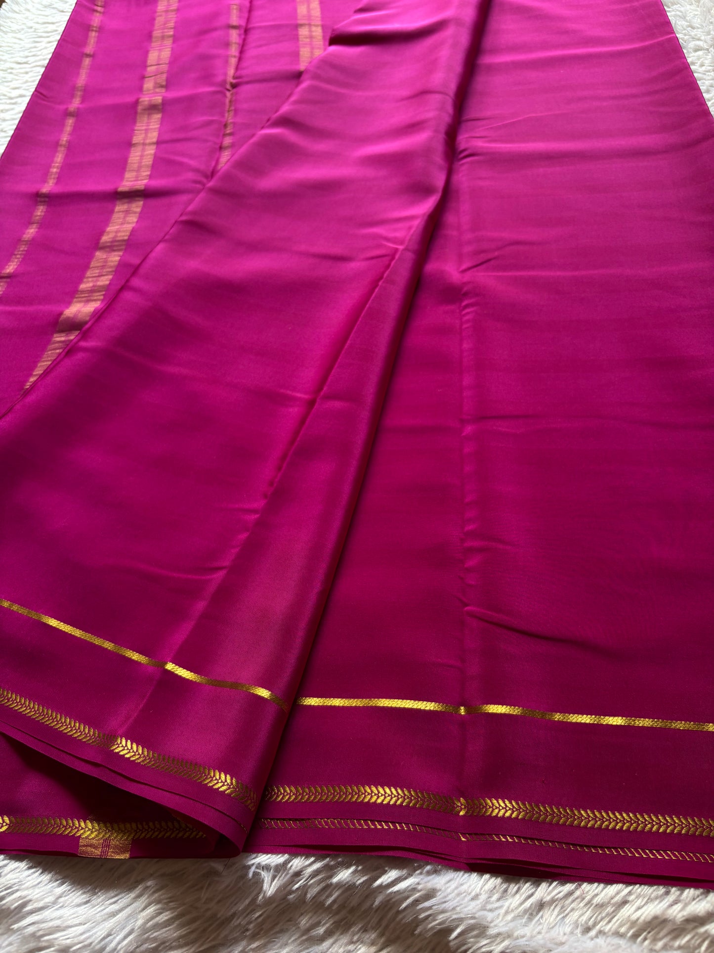 Vinaya : Solid Rani pink