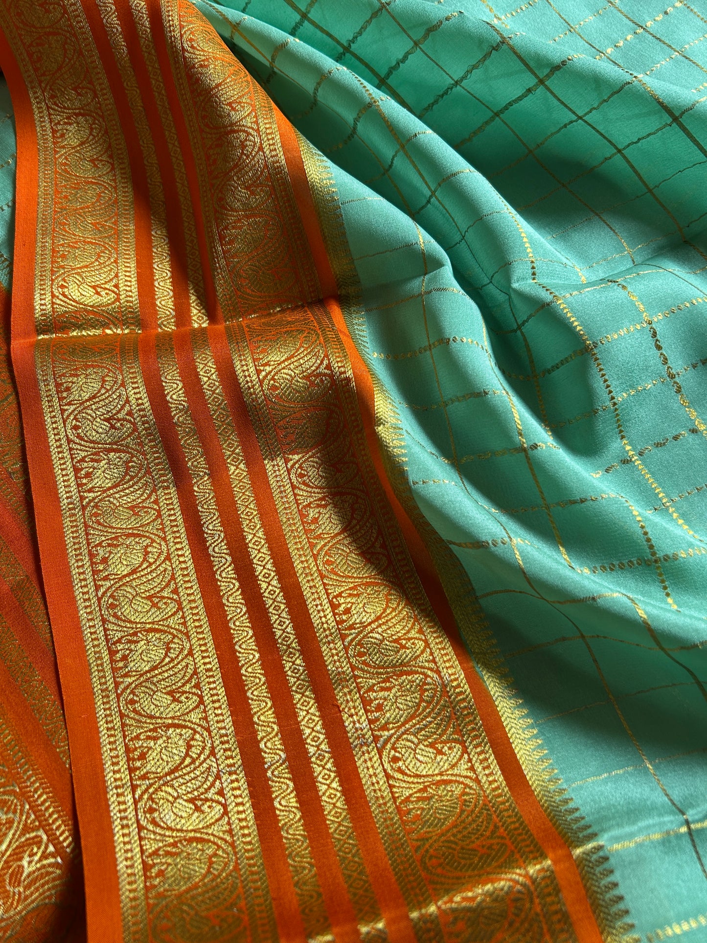 Ganga (3D) : Sea green-yellow-orange