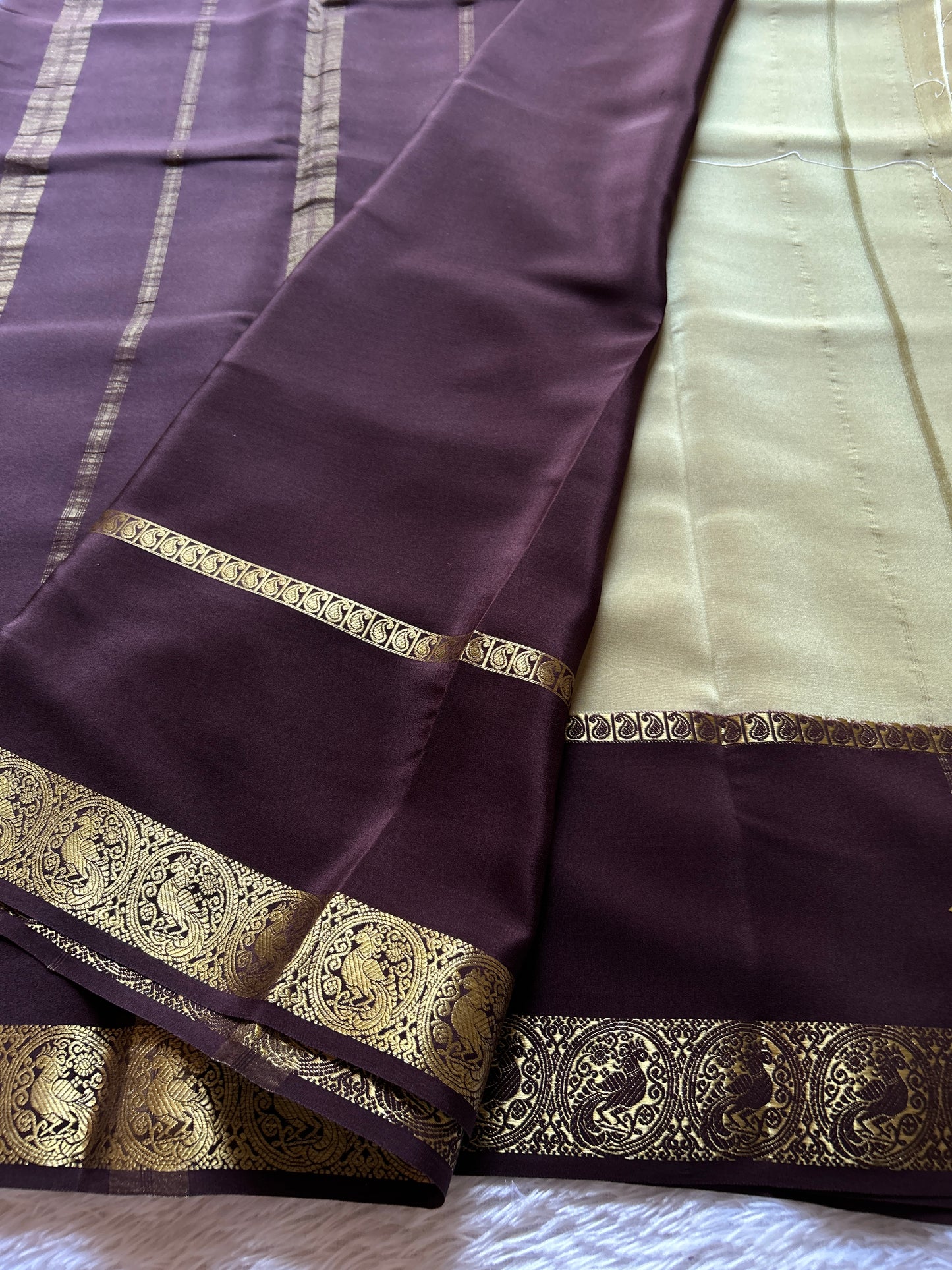 Mandakini (2D) : Off white-deep brown