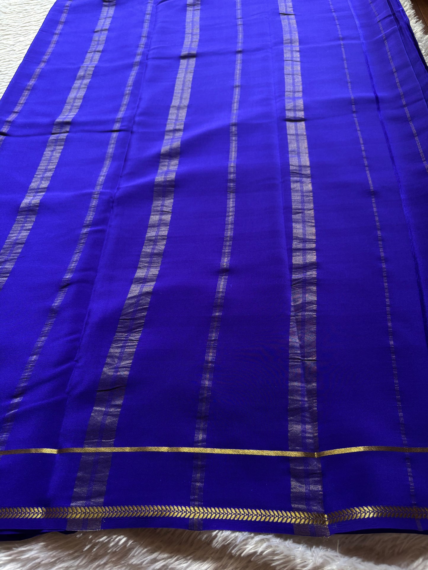 Vinaya : Solid Royal blue