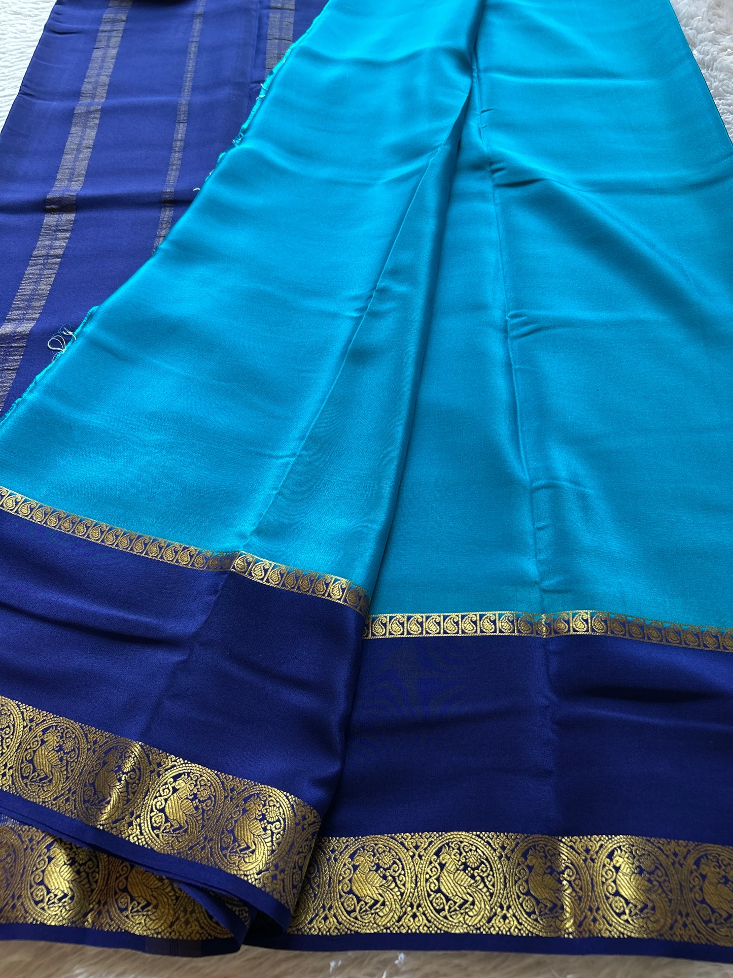 Mandakini (2D) : Ananda blue-navy blue