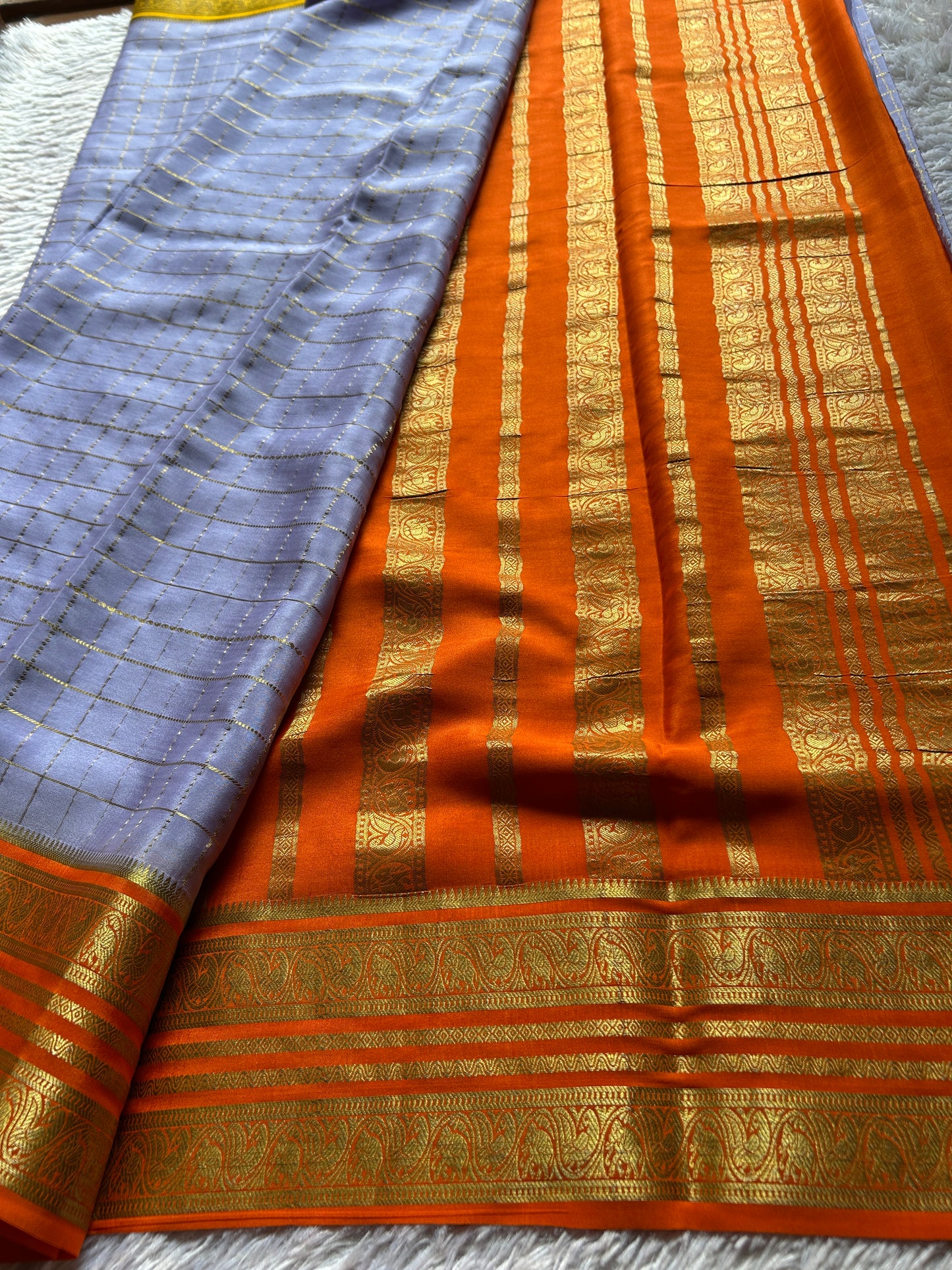 Ganga (3D) : Icy blue-yellow-orange